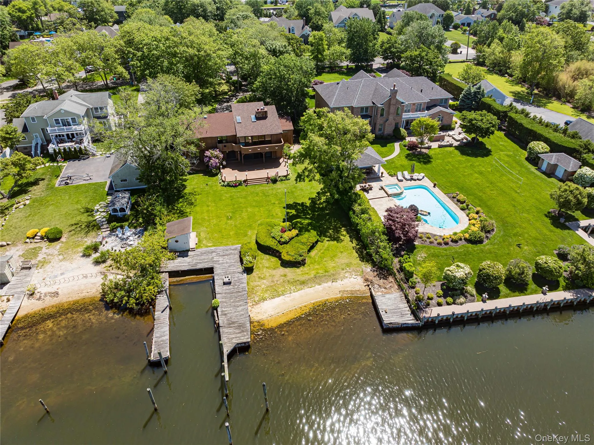 164 Islip Road, Islip, NY, 4 Bedrooms Bedrooms, 8 Rooms Rooms,3 BathroomsBathrooms,Residential,For Rent,Islip,0,1009715 164 Islip Road, Islip, NY, 4 Bedrooms Bedrooms, 8 Rooms Rooms,3 BathroomsBathrooms,Residential,For Rent,Islip,0,1009715