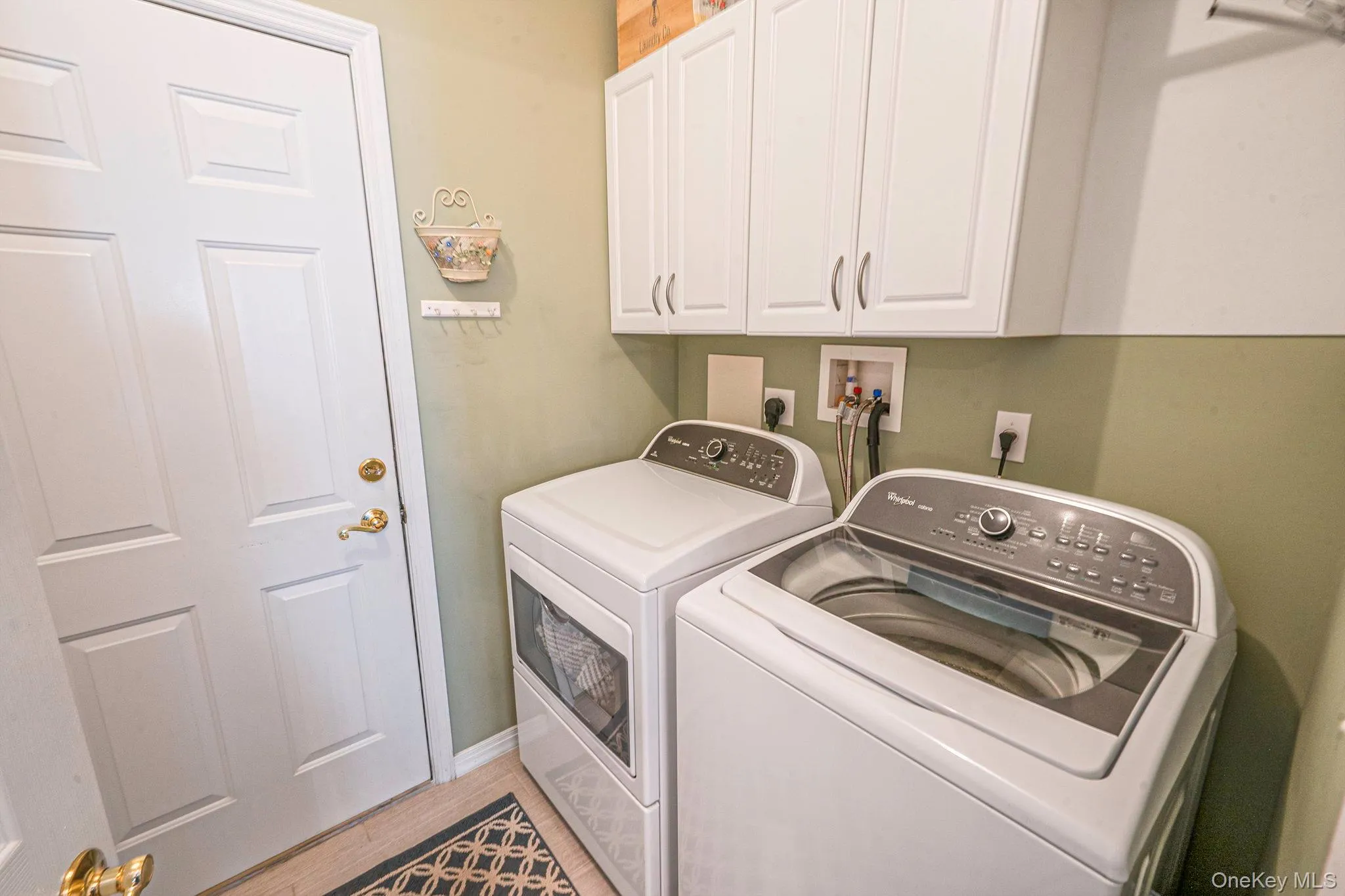 116 Golden Spruce Drive, Riverhead, NY, 3 Bedrooms Bedrooms, 6 Rooms Rooms,3 BathroomsBathrooms,Residential,For Rent,Golden Spruce,0,1009716 116 Golden Spruce Drive, Riverhead, NY, 3 Bedrooms Bedrooms, 6 Rooms Rooms,3 BathroomsBathrooms,Residential,For Rent,Golden Spruce,0,1009716