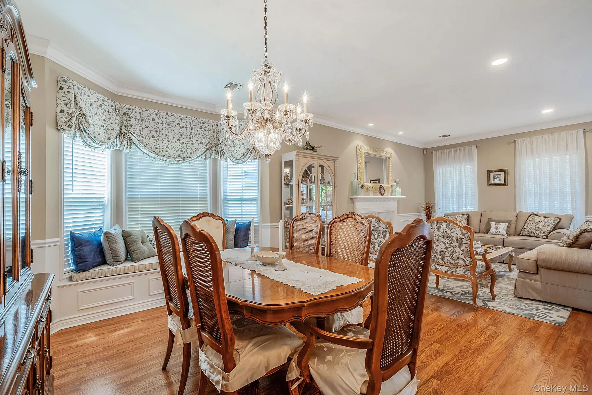 116 Golden Spruce Drive, Riverhead, NY, 3 Bedrooms Bedrooms, 6 Rooms Rooms,3 BathroomsBathrooms,Residential,For Rent,Golden Spruce,0,1009716 116 Golden Spruce Drive, Riverhead, NY, 3 Bedrooms Bedrooms, 6 Rooms Rooms,3 BathroomsBathrooms,Residential,For Rent,Golden Spruce,0,1009716