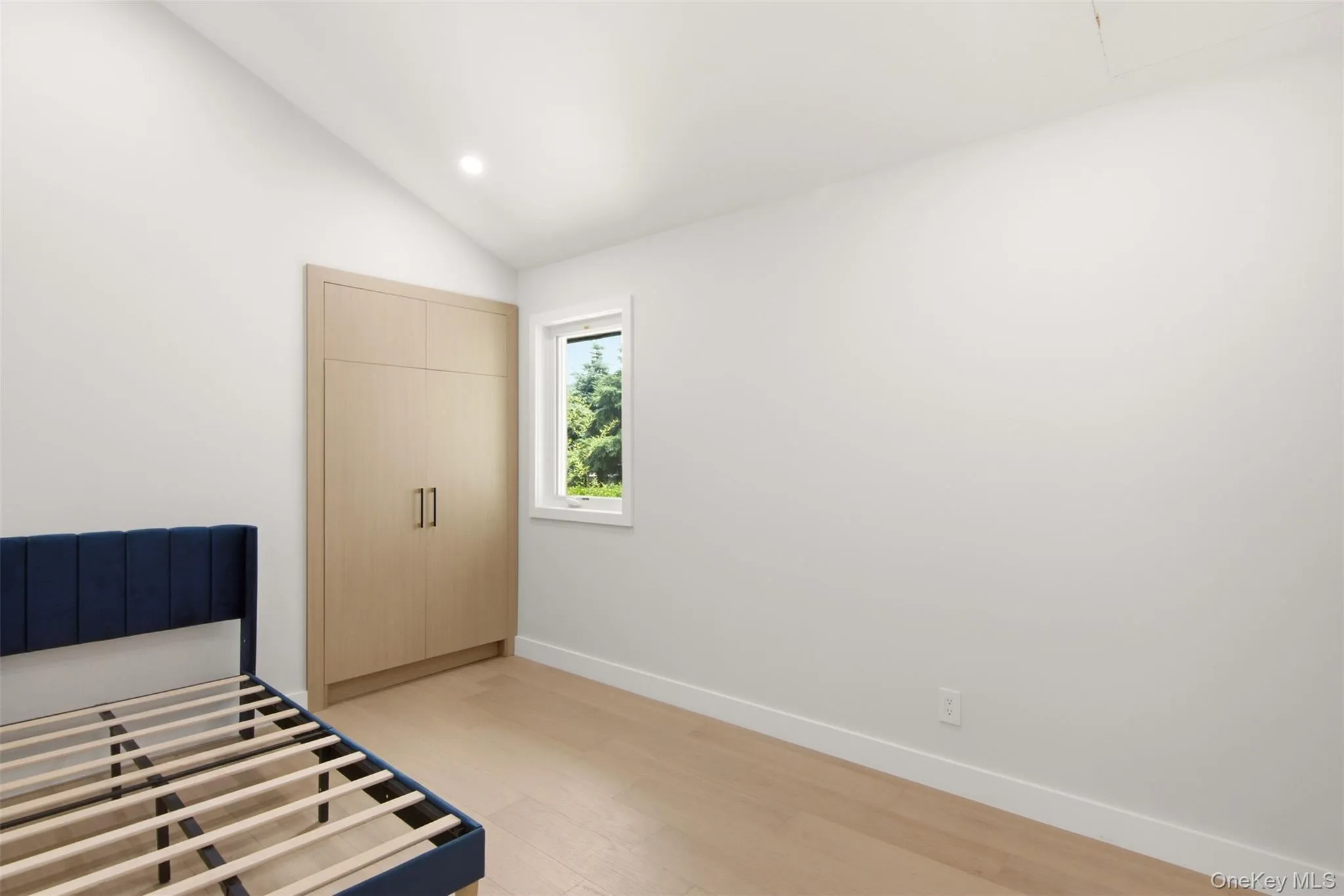 109 Nassau Drive, North Hempstead, NY, 3 Bedrooms Bedrooms, 6 Rooms Rooms,2 BathroomsBathrooms,Residential,For Rent,Nassau,0,1009717 109 Nassau Drive, North Hempstead, NY, 3 Bedrooms Bedrooms, 6 Rooms Rooms,2 BathroomsBathrooms,Residential,For Rent,Nassau,0,1009717