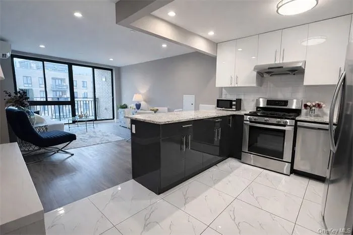 4515 82nd Street, New York, NY, 2 Bedrooms Bedrooms, 5 Rooms Rooms,Residential Lease,For Rent,82nd,0,1009719 4515 82nd Street, New York, NY, 2 Bedrooms Bedrooms, 5 Rooms Rooms,Residential Lease,For Rent,82nd,0,1009719