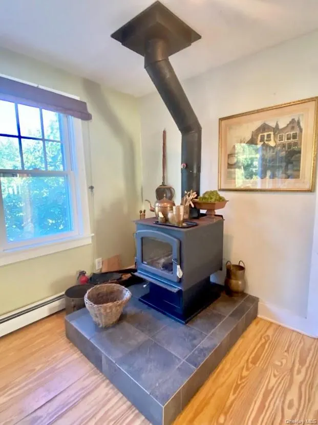 434 Joys Lane, Hurley, NY, 4 Bedrooms Bedrooms, 8 Rooms Rooms,2 BathroomsBathrooms,Residential,For Rent,Joys,0,1009729 434 Joys Lane, Hurley, NY, 4 Bedrooms Bedrooms, 8 Rooms Rooms,2 BathroomsBathrooms,Residential,For Rent,Joys,0,1009729