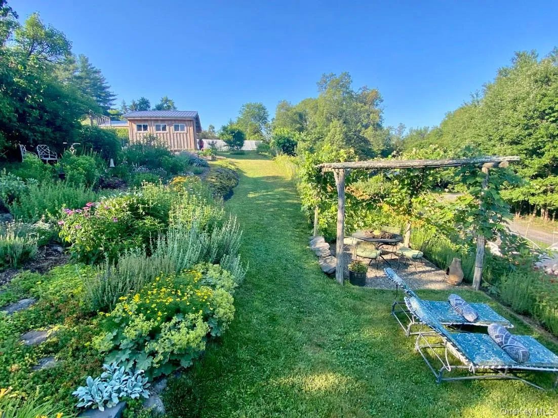 434 Joys Lane, Hurley, NY, 4 Bedrooms Bedrooms, 8 Rooms Rooms,2 BathroomsBathrooms,Residential,For Rent,Joys,0,1009729 434 Joys Lane, Hurley, NY, 4 Bedrooms Bedrooms, 8 Rooms Rooms,2 BathroomsBathrooms,Residential,For Rent,Joys,0,1009729