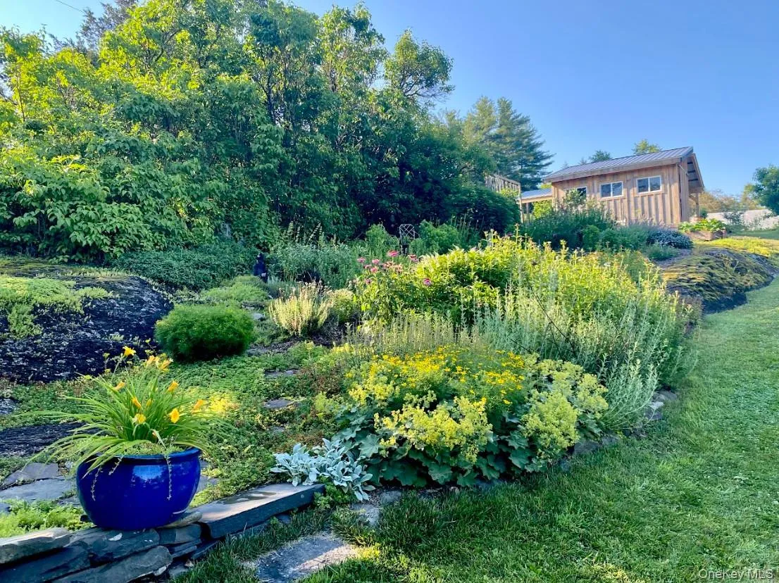 434 Joys Lane, Hurley, NY, 4 Bedrooms Bedrooms, 8 Rooms Rooms,2 BathroomsBathrooms,Residential,For Rent,Joys,0,1009729 434 Joys Lane, Hurley, NY, 4 Bedrooms Bedrooms, 8 Rooms Rooms,2 BathroomsBathrooms,Residential,For Rent,Joys,0,1009729