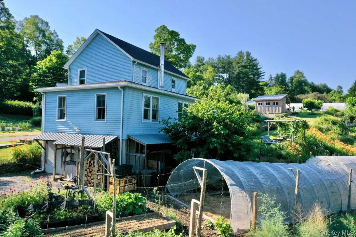 434 Joys Lane, Hurley, NY, 4 Bedrooms Bedrooms, 8 Rooms Rooms,2 BathroomsBathrooms,Residential,For Rent,Joys,0,1009729 434 Joys Lane, Hurley, NY, 4 Bedrooms Bedrooms, 8 Rooms Rooms,2 BathroomsBathrooms,Residential,For Rent,Joys,0,1009729
