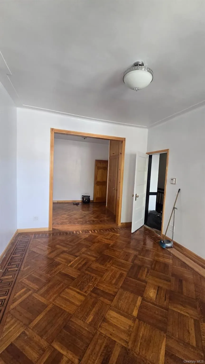 8812 86th Street, New York, NY, 3 Bedrooms Bedrooms, 6 Rooms Rooms,2 BathroomsBathrooms,Residential Lease,For Rent,86th,0,1009731 8812 86th Street, New York, NY, 3 Bedrooms Bedrooms, 6 Rooms Rooms,2 BathroomsBathrooms,Residential Lease,For Rent,86th,0,1009731