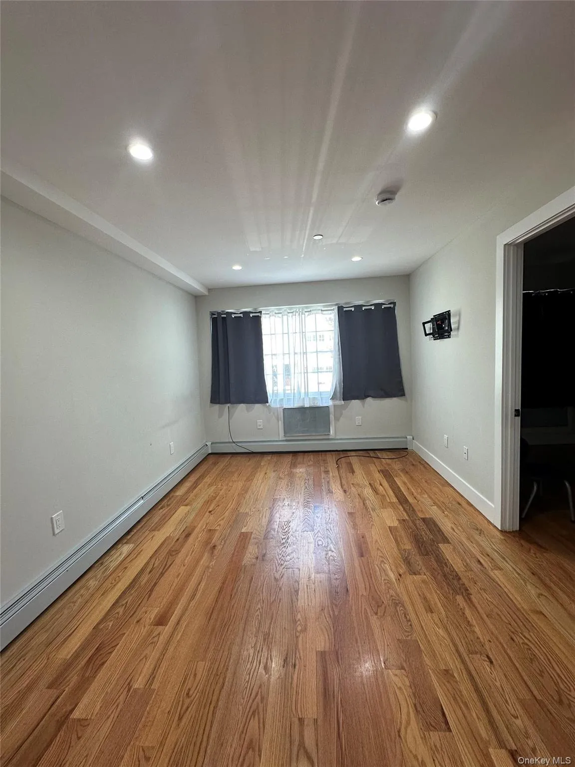 238 Wyona Street, New York, NY, 3 Bedrooms Bedrooms, 5 Rooms Rooms,2 BathroomsBathrooms,Residential Lease,For Rent,Wyona Street,0,1009733 238 Wyona Street, New York, NY, 3 Bedrooms Bedrooms, 5 Rooms Rooms,2 BathroomsBathrooms,Residential Lease,For Rent,Wyona Street,0,1009733