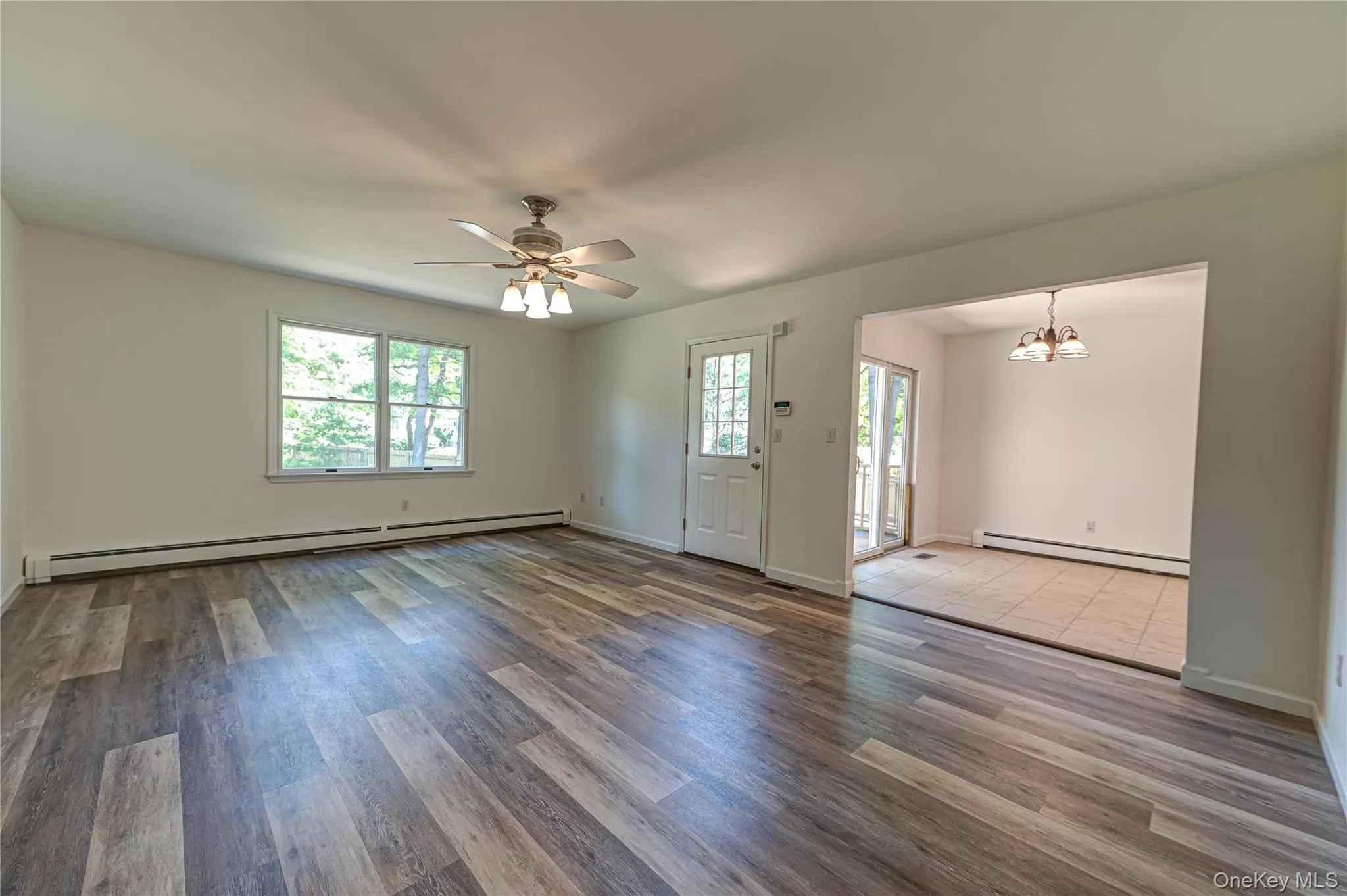 25 Camelot Drive, Brookhaven, NY, 5 Bedrooms Bedrooms, 11 Rooms Rooms,4 BathroomsBathrooms,Residential,For Rent,Camelot,0,1009738 25 Camelot Drive, Brookhaven, NY, 5 Bedrooms Bedrooms, 11 Rooms Rooms,4 BathroomsBathrooms,Residential,For Rent,Camelot,0,1009738