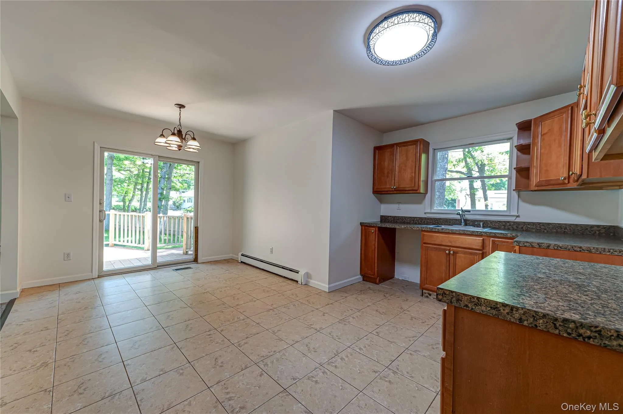 25 Camelot Drive, Brookhaven, NY, 5 Bedrooms Bedrooms, 11 Rooms Rooms,4 BathroomsBathrooms,Residential,For Rent,Camelot,0,1009738 25 Camelot Drive, Brookhaven, NY, 5 Bedrooms Bedrooms, 11 Rooms Rooms,4 BathroomsBathrooms,Residential,For Rent,Camelot,0,1009738