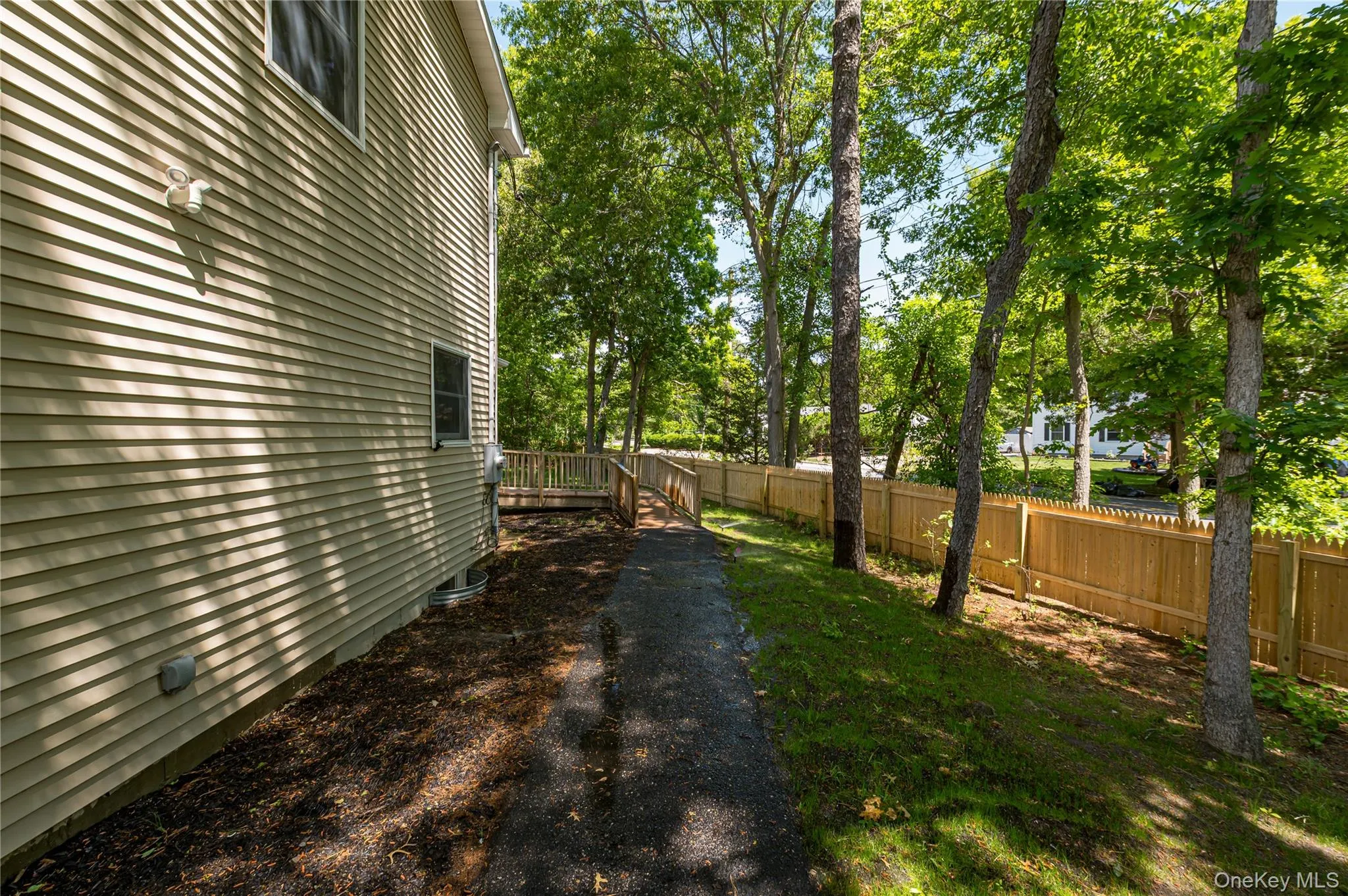 25 Camelot Drive, Brookhaven, NY, 5 Bedrooms Bedrooms, 11 Rooms Rooms,4 BathroomsBathrooms,Residential,For Rent,Camelot,0,1009738 25 Camelot Drive, Brookhaven, NY, 5 Bedrooms Bedrooms, 11 Rooms Rooms,4 BathroomsBathrooms,Residential,For Rent,Camelot,0,1009738