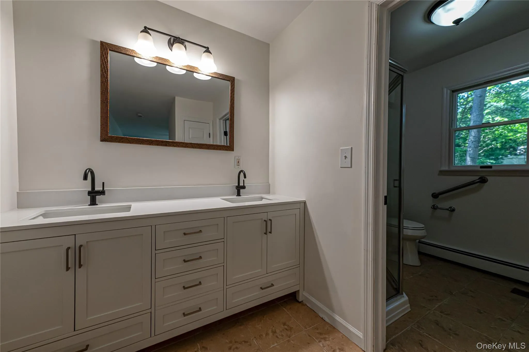 25 Camelot Drive, Brookhaven, NY, 5 Bedrooms Bedrooms, 11 Rooms Rooms,4 BathroomsBathrooms,Residential,For Rent,Camelot,0,1009738 25 Camelot Drive, Brookhaven, NY, 5 Bedrooms Bedrooms, 11 Rooms Rooms,4 BathroomsBathrooms,Residential,For Rent,Camelot,0,1009738