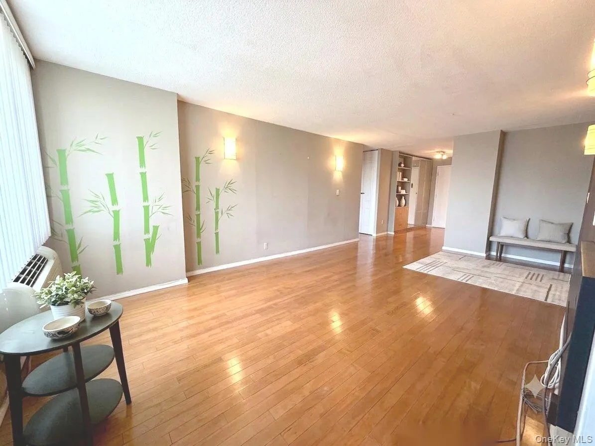 118 18 Union Tpke, New York, NY, 2 Bedrooms Bedrooms, 4 Rooms Rooms,1 BathroomBathrooms,Residential,For Rent,Union Tpke,0,1009741 118 18 Union Tpke, New York, NY, 2 Bedrooms Bedrooms, 4 Rooms Rooms,1 BathroomBathrooms,Residential,For Rent,Union Tpke,0,1009741