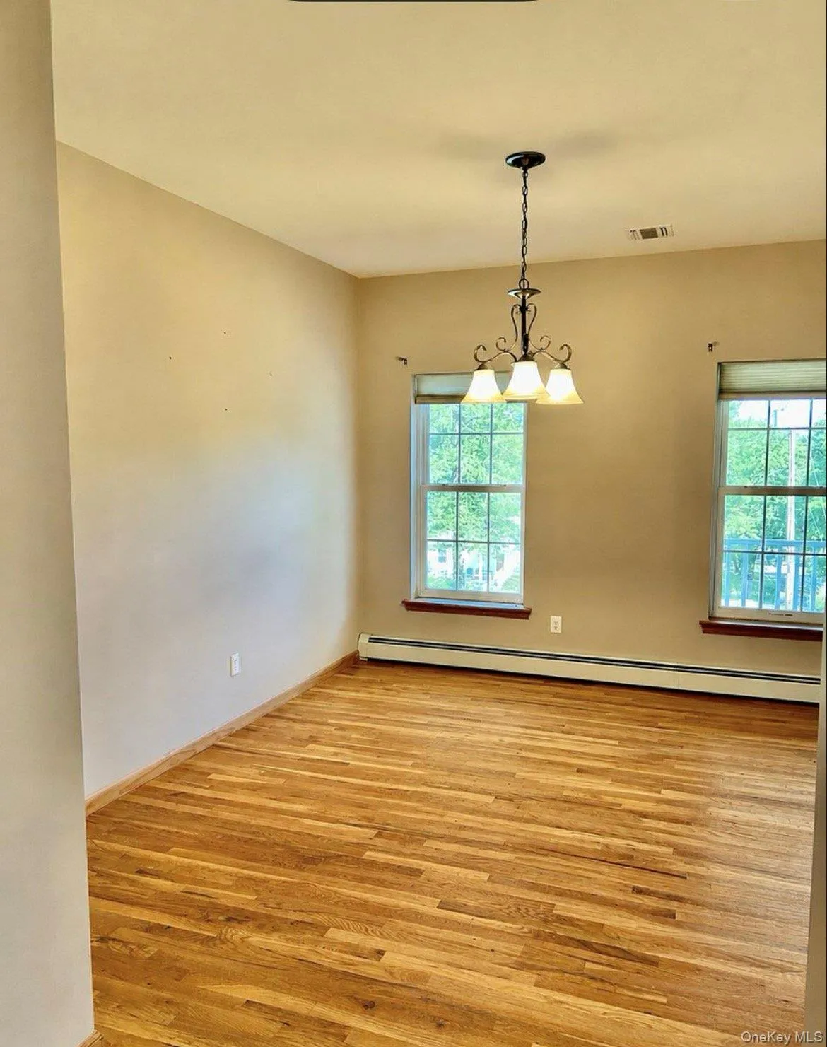 8 Orchard Street, Monroe, NY, 4 Bedrooms Bedrooms, 9 Rooms Rooms,2 BathroomsBathrooms,Residential,For Rent,Orchard,0,1009743 8 Orchard Street, Monroe, NY, 4 Bedrooms Bedrooms, 9 Rooms Rooms,2 BathroomsBathrooms,Residential,For Rent,Orchard,0,1009743