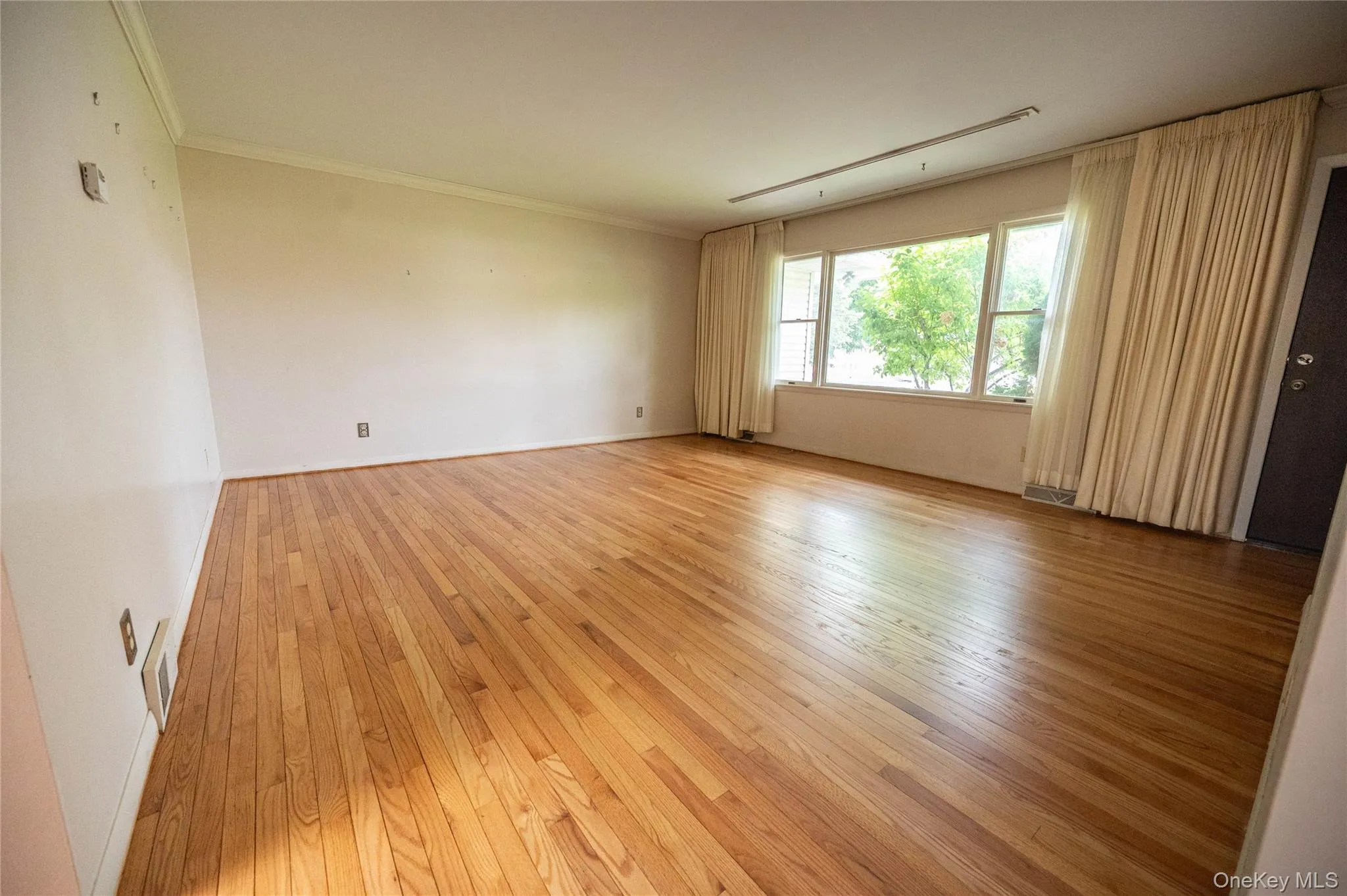 812 Jeffrey Street, Out Of Area, NY, 3 Bedrooms Bedrooms, 7 Rooms Rooms,2 BathroomsBathrooms,Residential,For Rent,Jeffrey,0,1009744 812 Jeffrey Street, Out Of Area, NY, 3 Bedrooms Bedrooms, 7 Rooms Rooms,2 BathroomsBathrooms,Residential,For Rent,Jeffrey,0,1009744