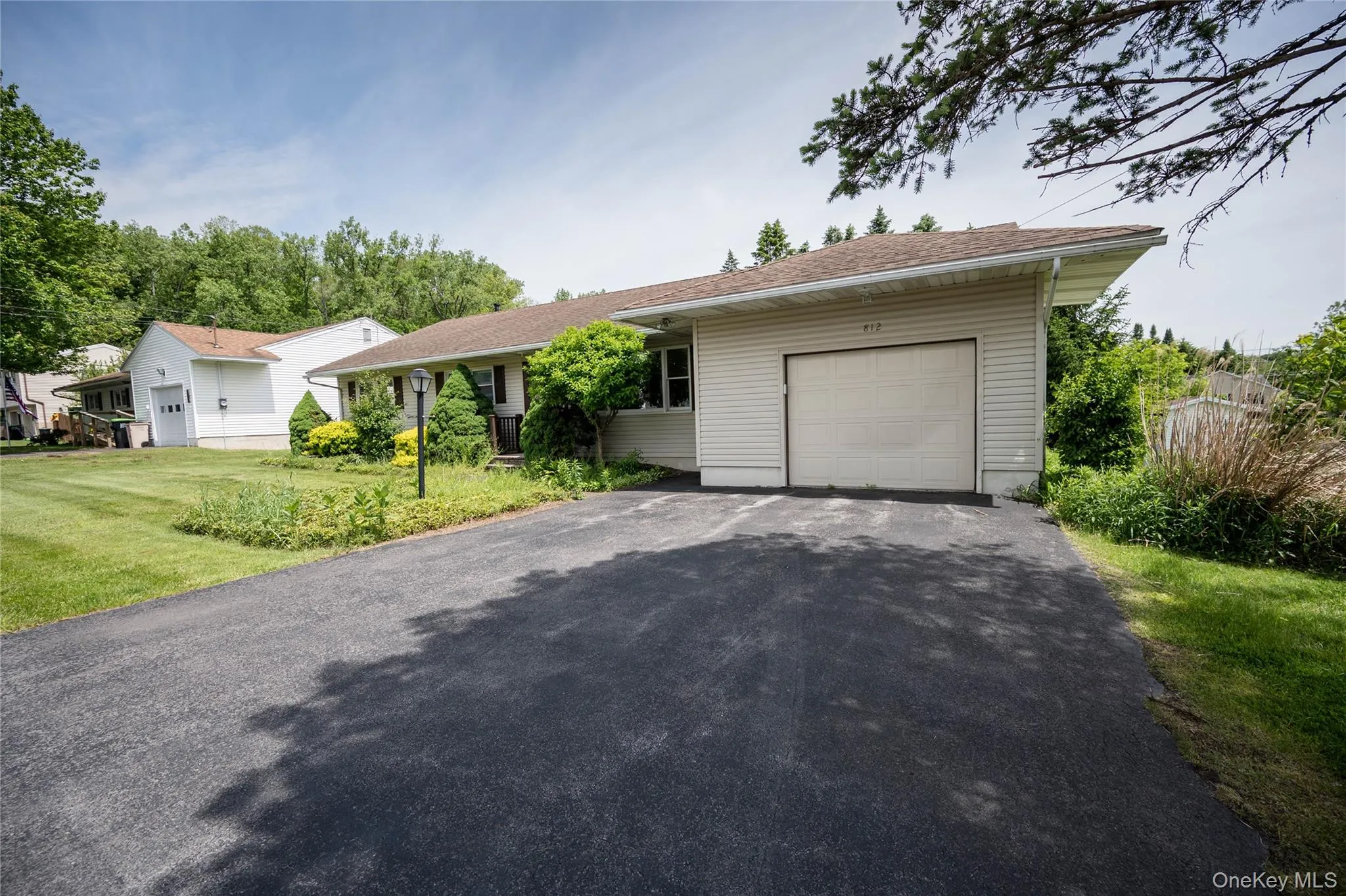 812 Jeffrey Street, Out Of Area, NY, 3 Bedrooms Bedrooms, 7 Rooms Rooms,2 BathroomsBathrooms,Residential,For Rent,Jeffrey,0,1009744 812 Jeffrey Street, Out Of Area, NY, 3 Bedrooms Bedrooms, 7 Rooms Rooms,2 BathroomsBathrooms,Residential,For Rent,Jeffrey,0,1009744