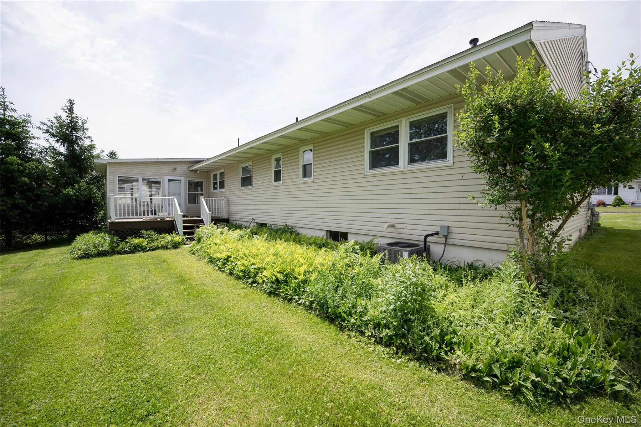 812 Jeffrey Street, Out Of Area, NY, 3 Bedrooms Bedrooms, 7 Rooms Rooms,2 BathroomsBathrooms,Residential,For Rent,Jeffrey,0,1009744 812 Jeffrey Street, Out Of Area, NY, 3 Bedrooms Bedrooms, 7 Rooms Rooms,2 BathroomsBathrooms,Residential,For Rent,Jeffrey,0,1009744