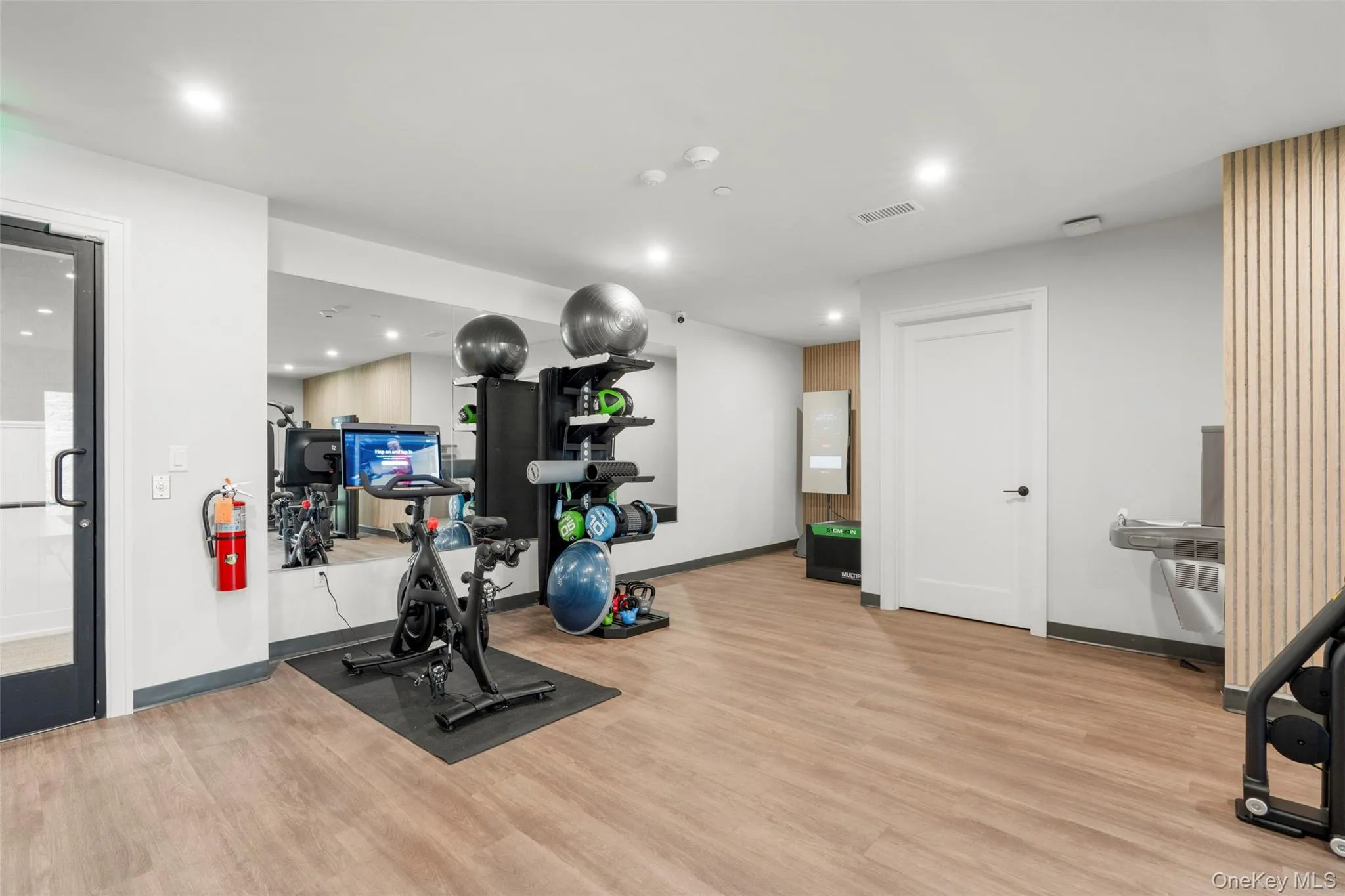 25 Riverside Avenue, Cortlandt, NY, 2 Bedrooms Bedrooms, 3 Rooms Rooms,2 BathroomsBathrooms,Residential,For Rent,Riverside,0,1009749 25 Riverside Avenue, Cortlandt, NY, 2 Bedrooms Bedrooms, 3 Rooms Rooms,2 BathroomsBathrooms,Residential,For Rent,Riverside,0,1009749