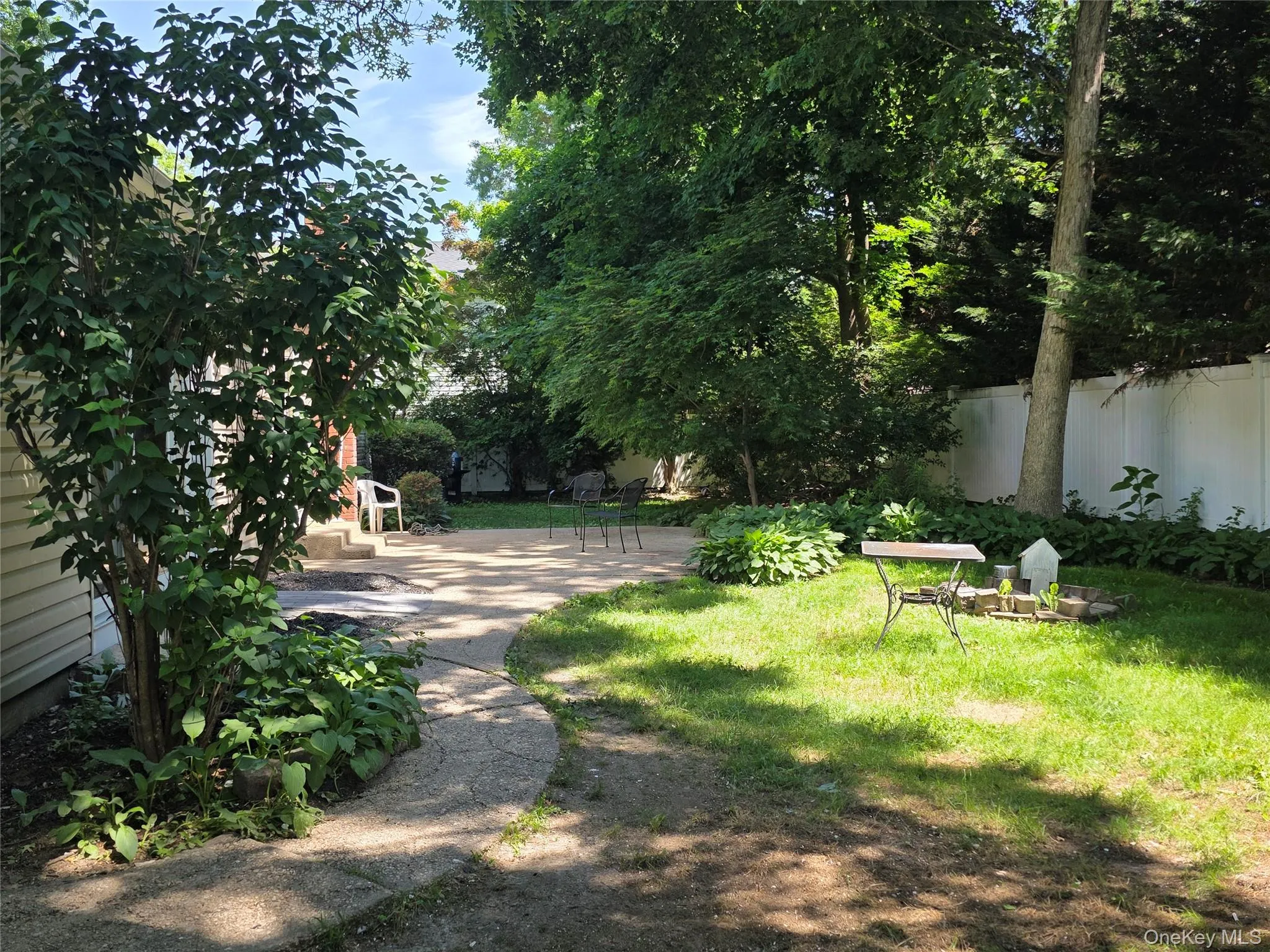 7 Roosevelt Avenue, Huntington, NY, 4 Bedrooms Bedrooms, 7 Rooms Rooms,3 BathroomsBathrooms,Residential,For Rent,Roosevelt,0,1009751 7 Roosevelt Avenue, Huntington, NY, 4 Bedrooms Bedrooms, 7 Rooms Rooms,3 BathroomsBathrooms,Residential,For Rent,Roosevelt,0,1009751