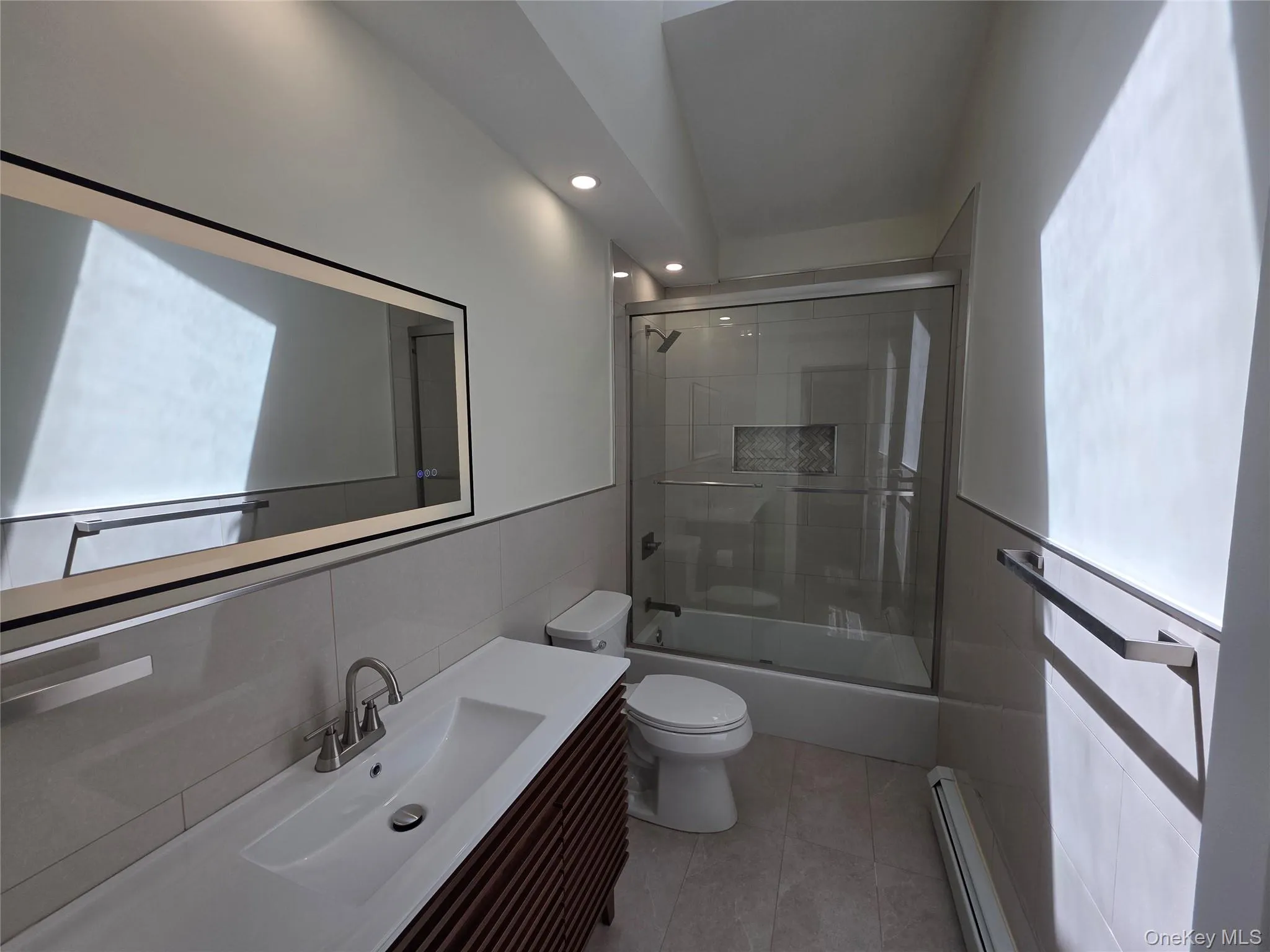 7 Roosevelt Avenue, Huntington, NY, 4 Bedrooms Bedrooms, 7 Rooms Rooms,3 BathroomsBathrooms,Residential,For Rent,Roosevelt,0,1009751 7 Roosevelt Avenue, Huntington, NY, 4 Bedrooms Bedrooms, 7 Rooms Rooms,3 BathroomsBathrooms,Residential,For Rent,Roosevelt,0,1009751