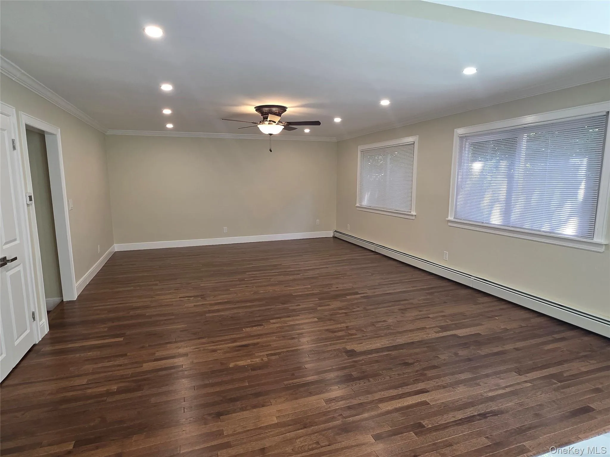 7 Roosevelt Avenue, Huntington, NY, 4 Bedrooms Bedrooms, 7 Rooms Rooms,3 BathroomsBathrooms,Residential,For Rent,Roosevelt,0,1009751 7 Roosevelt Avenue, Huntington, NY, 4 Bedrooms Bedrooms, 7 Rooms Rooms,3 BathroomsBathrooms,Residential,For Rent,Roosevelt,0,1009751