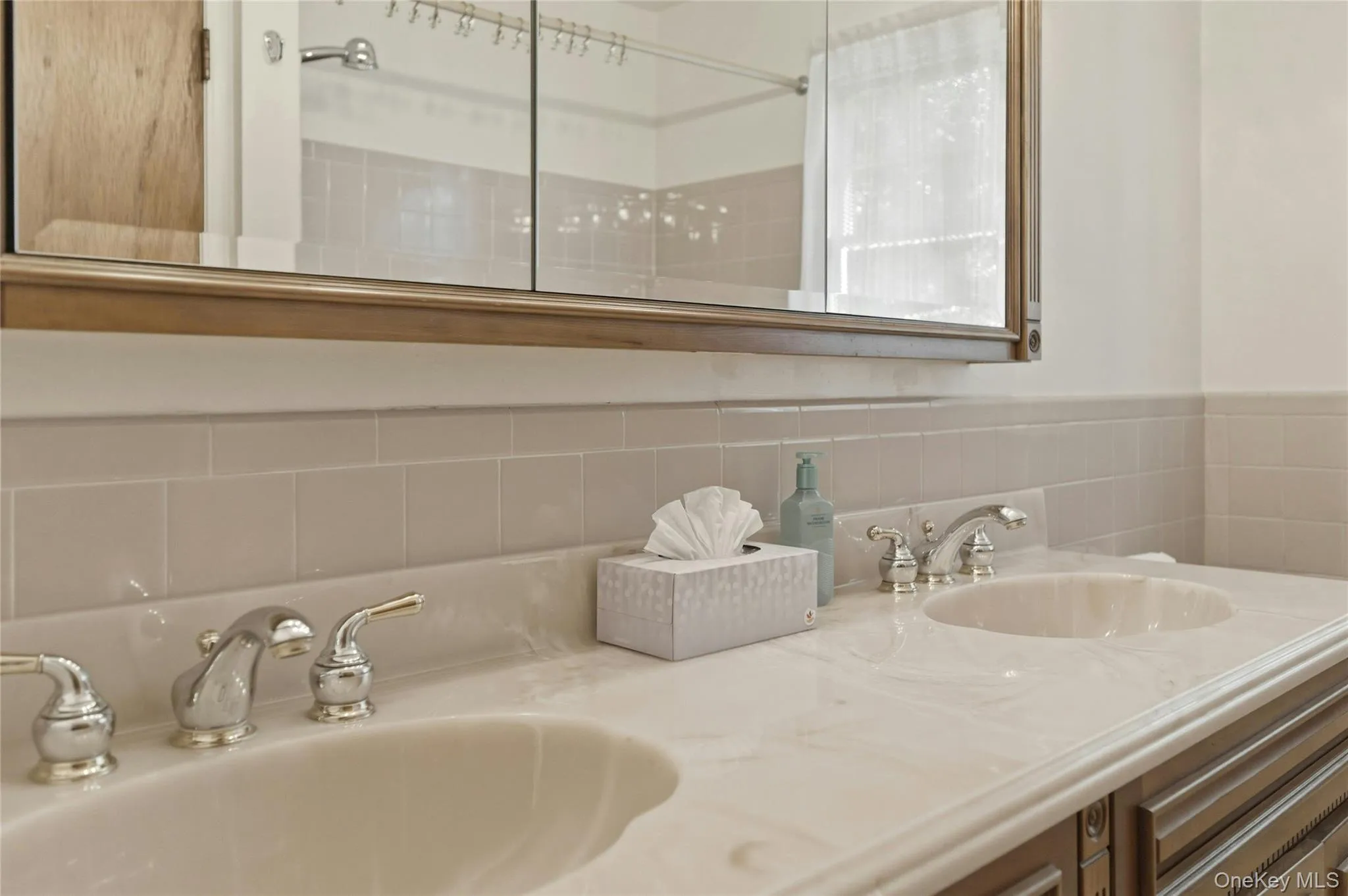 34 Bolan Drive, Huntington, NY, 3 Bedrooms Bedrooms, 7 Rooms Rooms,2 BathroomsBathrooms,Residential,For Rent,Bolan,0,1009756 34 Bolan Drive, Huntington, NY, 3 Bedrooms Bedrooms, 7 Rooms Rooms,2 BathroomsBathrooms,Residential,For Rent,Bolan,0,1009756