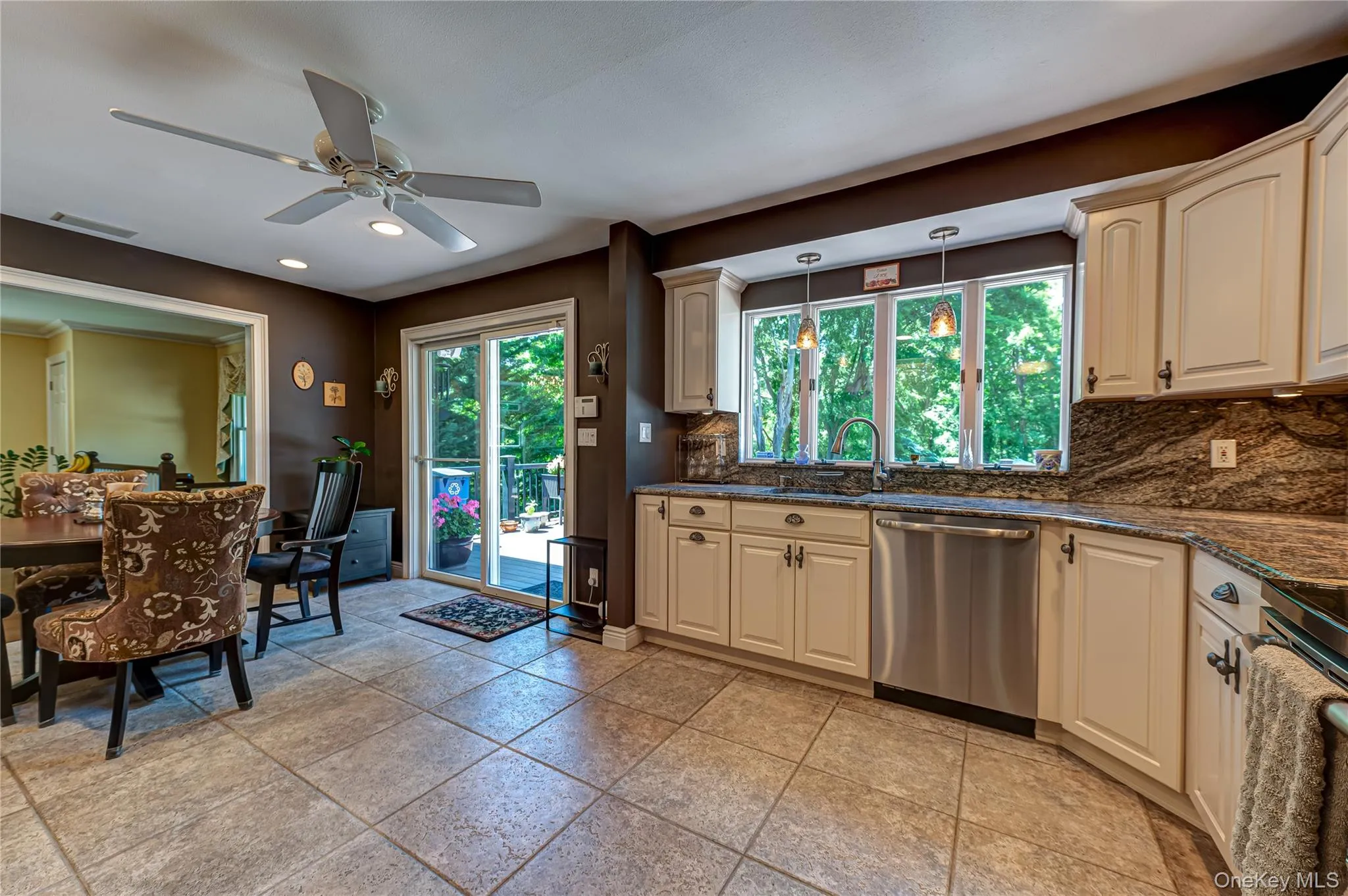 3 Hunter Court, Huntington, NY, 4 Bedrooms Bedrooms, 9 Rooms Rooms,3 BathroomsBathrooms,Residential,For Rent,Hunter,0,1009761 3 Hunter Court, Huntington, NY, 4 Bedrooms Bedrooms, 9 Rooms Rooms,3 BathroomsBathrooms,Residential,For Rent,Hunter,0,1009761