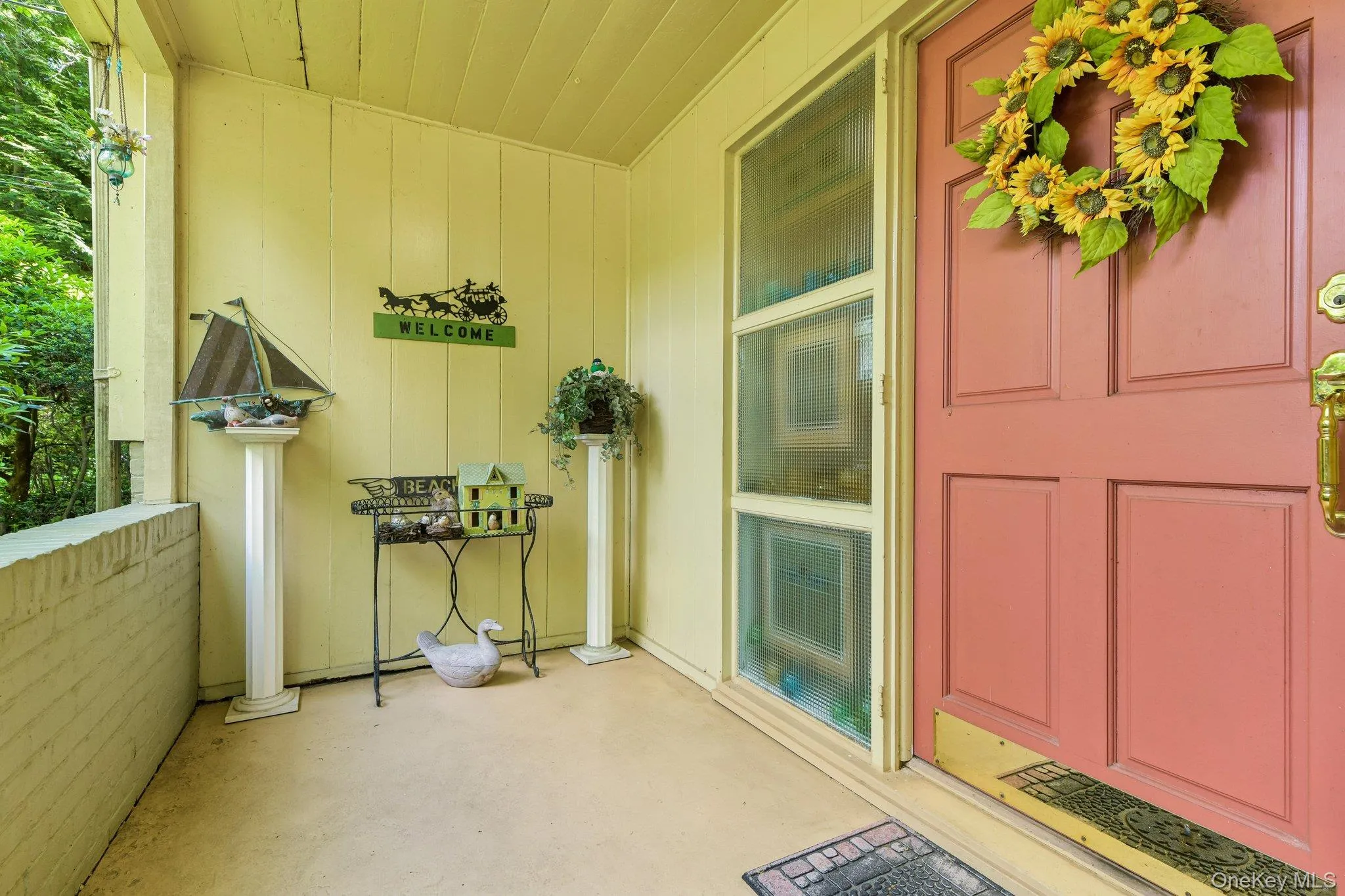 47 Mayfair Drive, Huntington, NY, 3 Bedrooms Bedrooms, 7 Rooms Rooms,2 BathroomsBathrooms,Residential,For Rent,Mayfair,0,KEY1009768 47 Mayfair Drive, Huntington, NY, 3 Bedrooms Bedrooms, 7 Rooms Rooms,2 BathroomsBathrooms,Residential,For Rent,Mayfair,0,KEY1009768