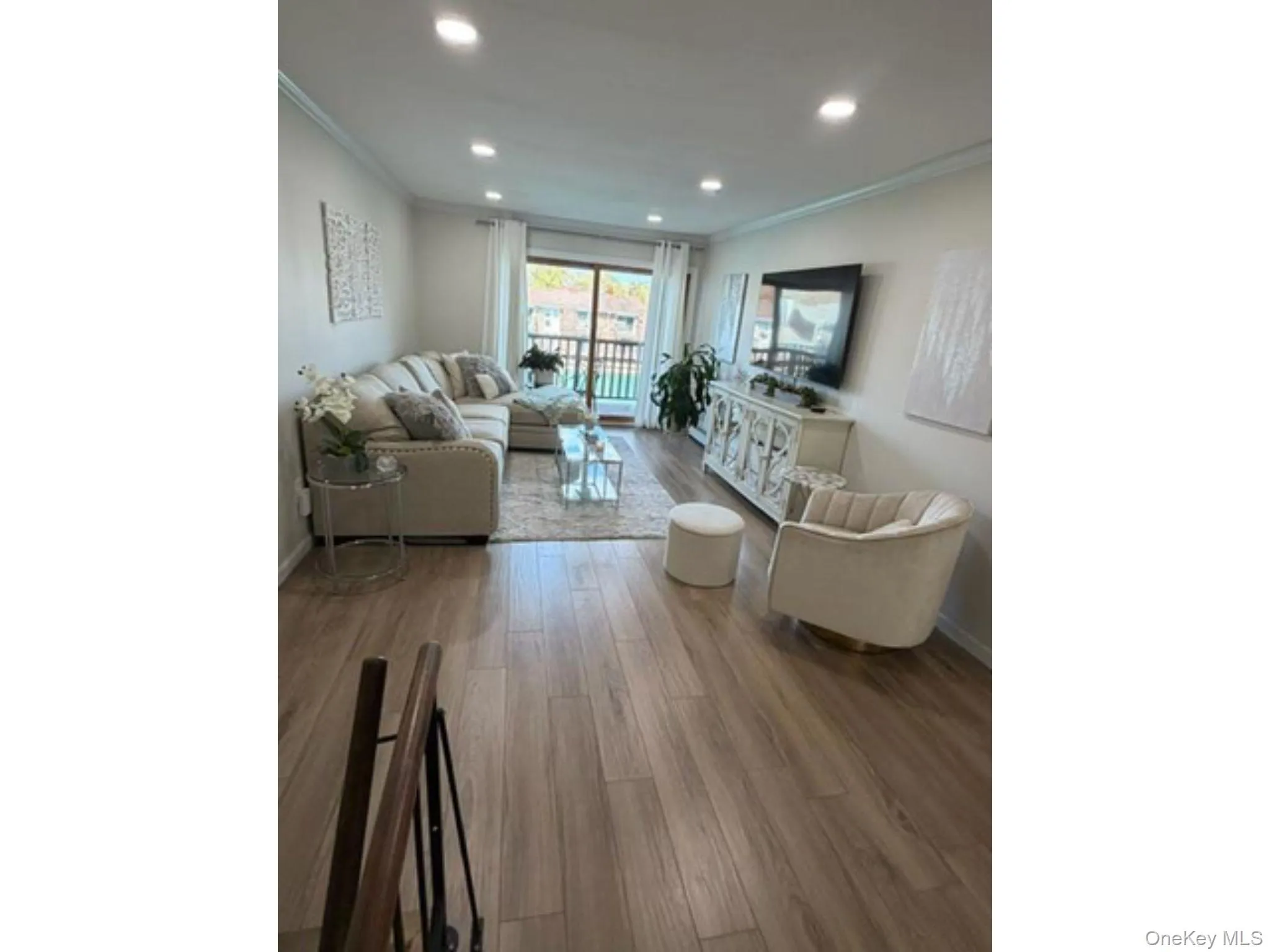 104 Millard Avenue, Babylon, NY, 1 Bedroom Bedrooms, 4 Rooms Rooms,1 BathroomBathrooms,Residential,For Rent,Millard,0,1009769 104 Millard Avenue, Babylon, NY, 1 Bedroom Bedrooms, 4 Rooms Rooms,1 BathroomBathrooms,Residential,For Rent,Millard,0,1009769
