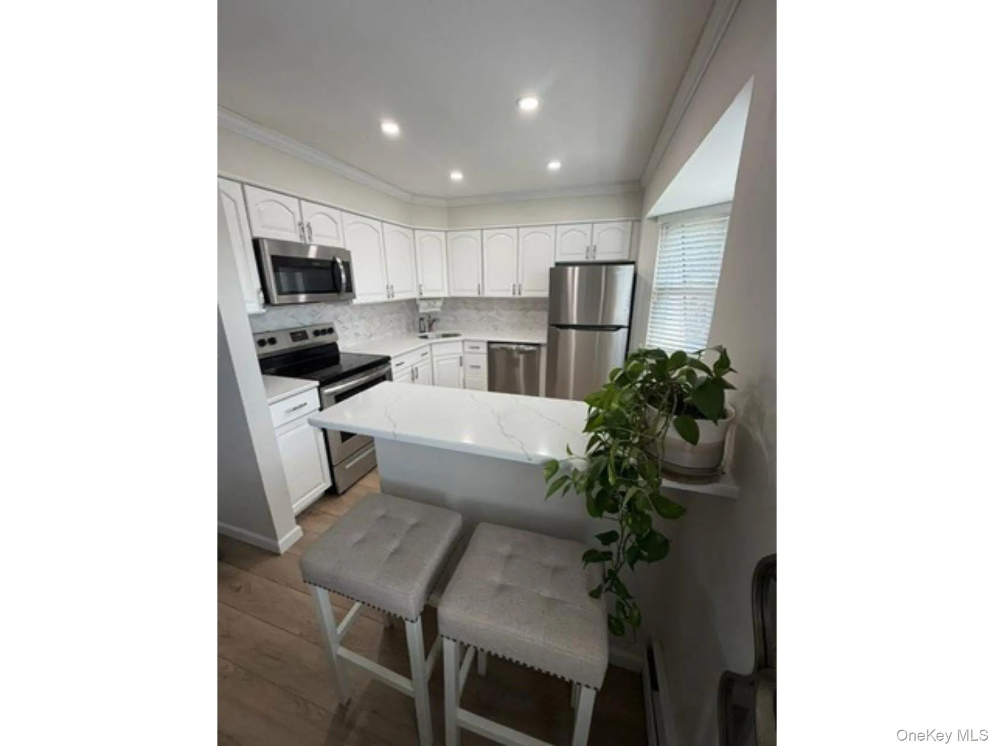 104 Millard Avenue, Babylon, NY, 1 Bedroom Bedrooms, 4 Rooms Rooms,1 BathroomBathrooms,Residential,For Rent,Millard,0,1009769 104 Millard Avenue, Babylon, NY, 1 Bedroom Bedrooms, 4 Rooms Rooms,1 BathroomBathrooms,Residential,For Rent,Millard,0,1009769
