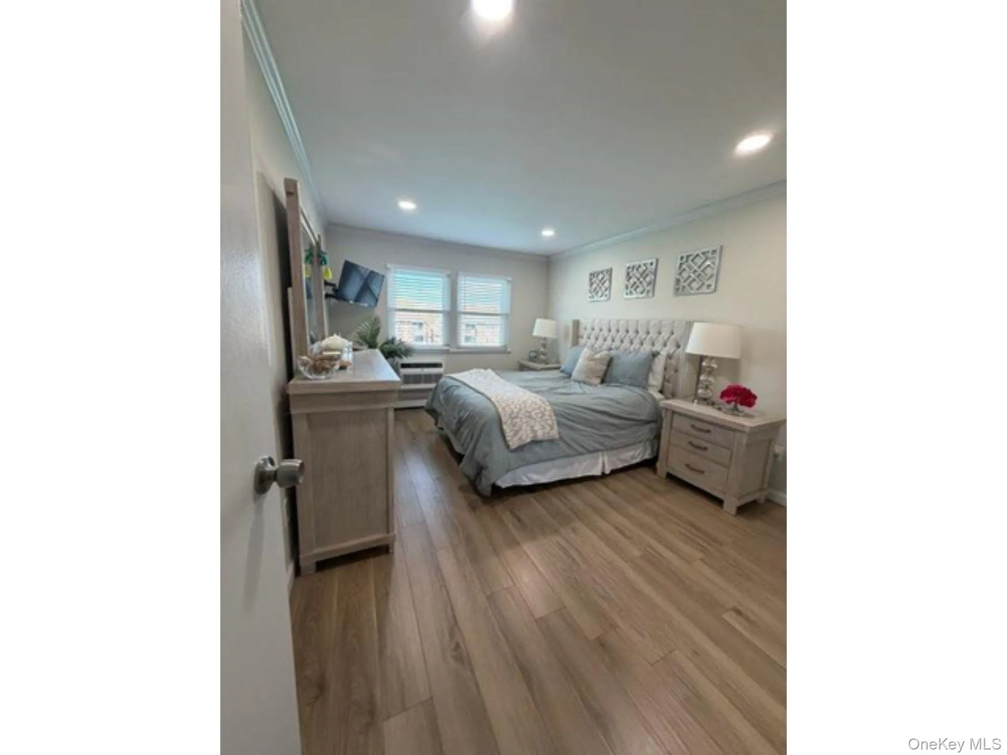 104 Millard Avenue, Babylon, NY, 1 Bedroom Bedrooms, 4 Rooms Rooms,1 BathroomBathrooms,Residential,For Rent,Millard,0,1009769 104 Millard Avenue, Babylon, NY, 1 Bedroom Bedrooms, 4 Rooms Rooms,1 BathroomBathrooms,Residential,For Rent,Millard,0,1009769