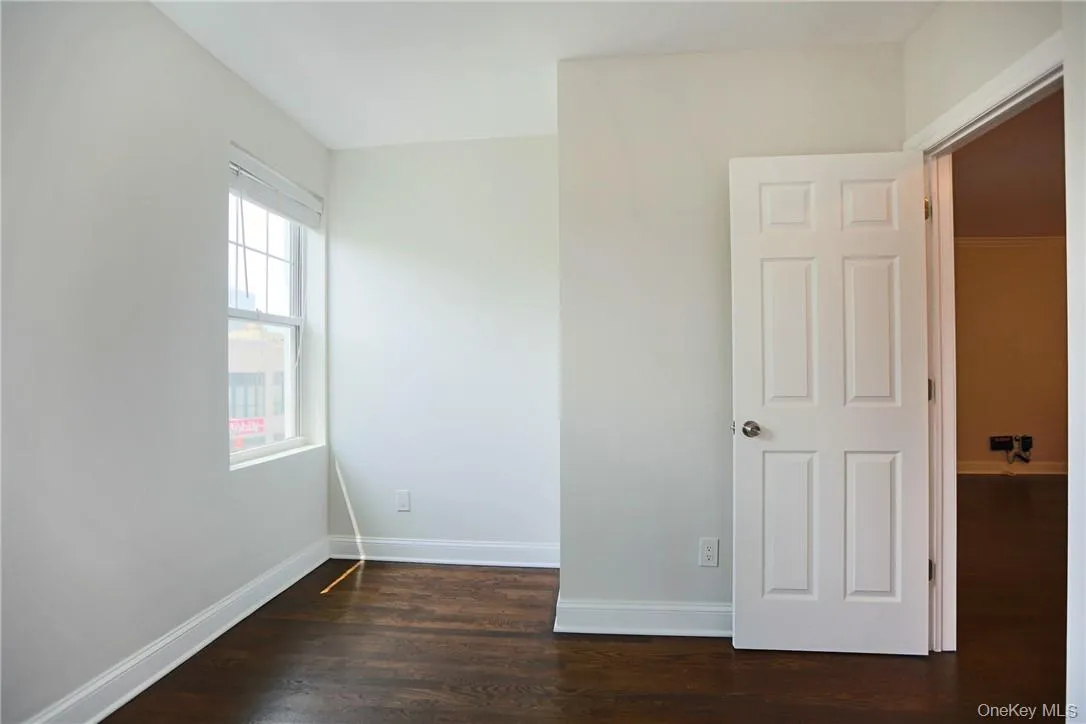 196 Martine Avenue, White Plains, NY, 3 Bedrooms Bedrooms, 6 Rooms Rooms,2 BathroomsBathrooms,Residential Lease,For Rent,Martine,0,1009771 196 Martine Avenue, White Plains, NY, 3 Bedrooms Bedrooms, 6 Rooms Rooms,2 BathroomsBathrooms,Residential Lease,For Rent,Martine,0,1009771