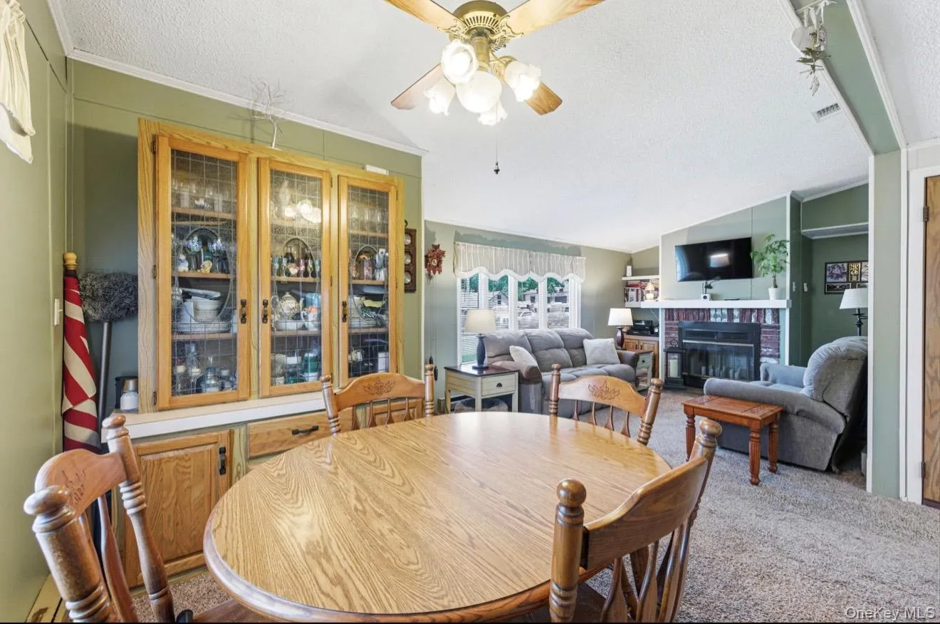 83 Knapp Road, Brookhaven, NY, 3 Bedrooms Bedrooms, 6 Rooms Rooms,1 BathroomBathrooms,Residential,For Rent,Knapp,0,1009774 83 Knapp Road, Brookhaven, NY, 3 Bedrooms Bedrooms, 6 Rooms Rooms,1 BathroomBathrooms,Residential,For Rent,Knapp,0,1009774