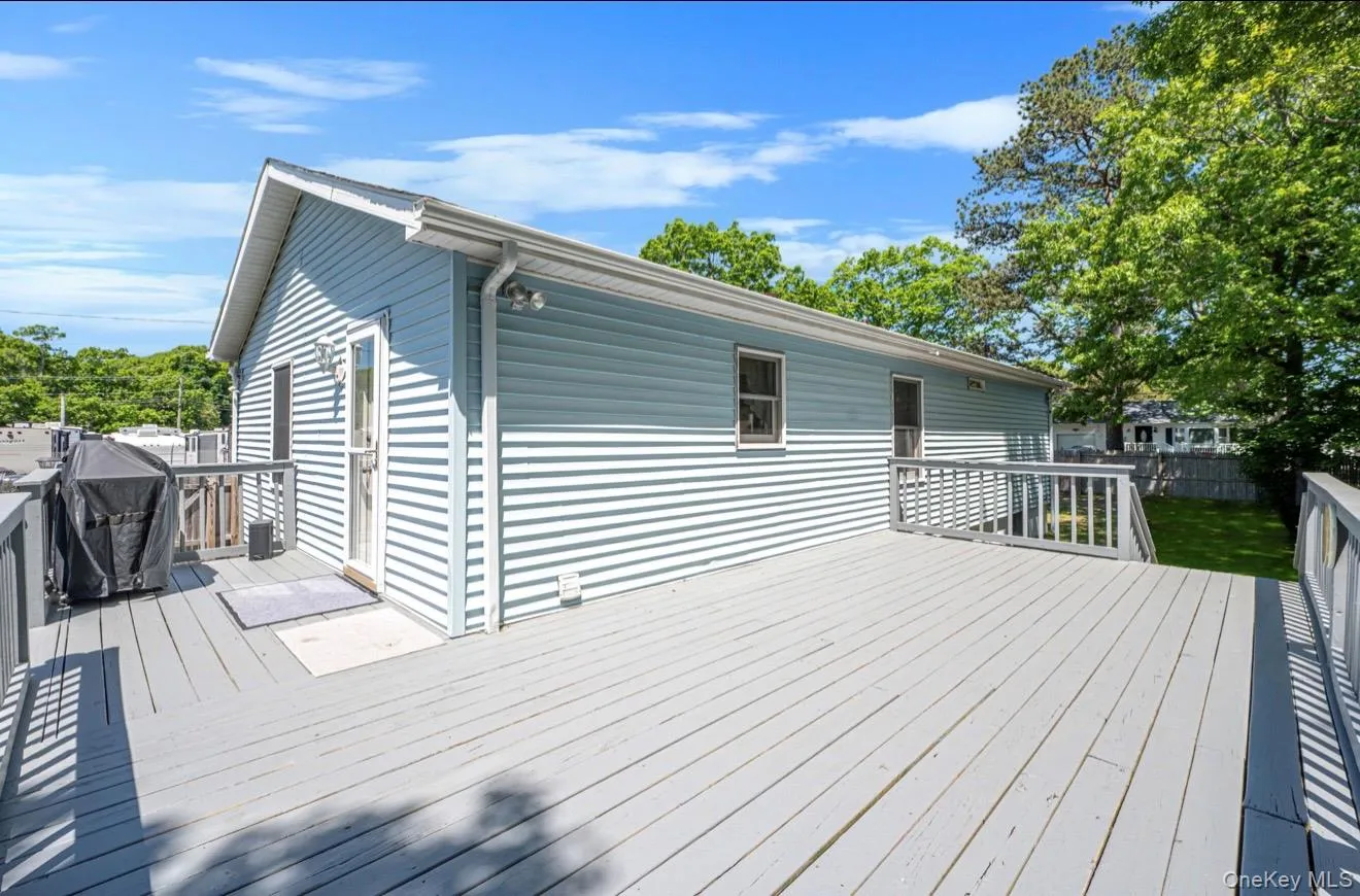 83 Knapp Road, Brookhaven, NY, 3 Bedrooms Bedrooms, 6 Rooms Rooms,1 BathroomBathrooms,Residential,For Rent,Knapp,0,1009774 83 Knapp Road, Brookhaven, NY, 3 Bedrooms Bedrooms, 6 Rooms Rooms,1 BathroomBathrooms,Residential,For Rent,Knapp,0,1009774