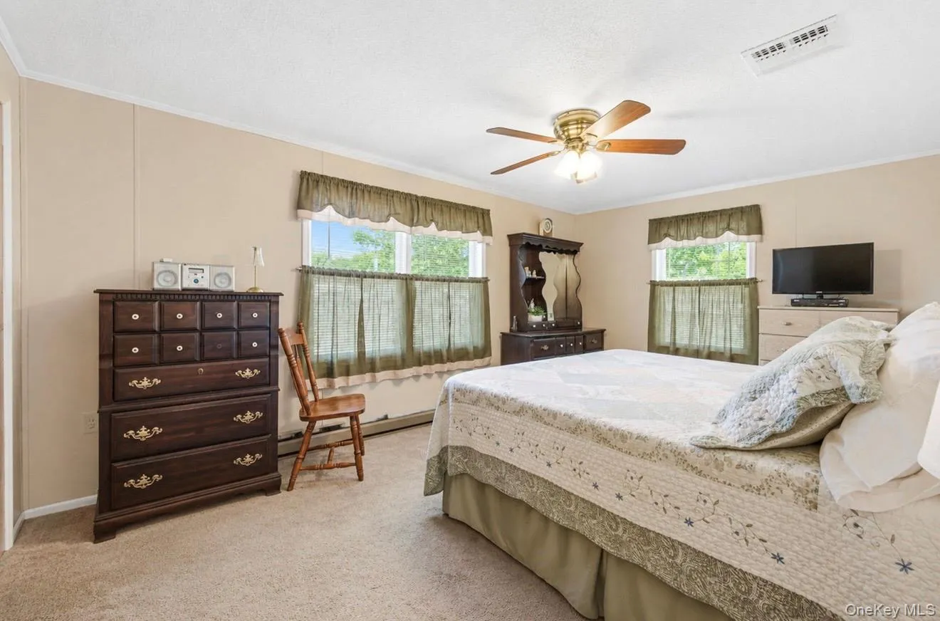 83 Knapp Road, Brookhaven, NY, 3 Bedrooms Bedrooms, 6 Rooms Rooms,1 BathroomBathrooms,Residential,For Rent,Knapp,0,1009774 83 Knapp Road, Brookhaven, NY, 3 Bedrooms Bedrooms, 6 Rooms Rooms,1 BathroomBathrooms,Residential,For Rent,Knapp,0,1009774