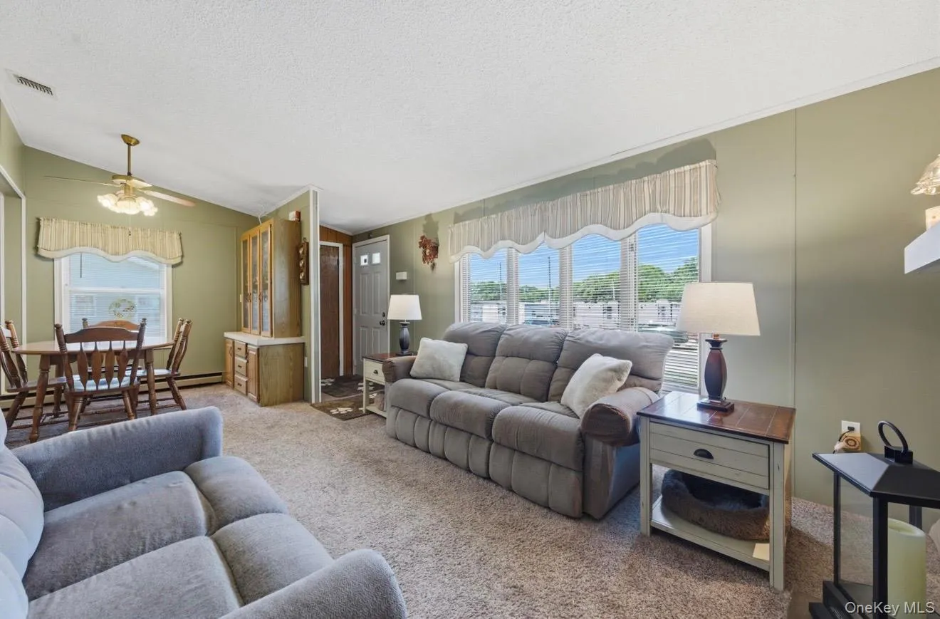 83 Knapp Road, Brookhaven, NY, 3 Bedrooms Bedrooms, 6 Rooms Rooms,1 BathroomBathrooms,Residential,For Rent,Knapp,0,1009774 83 Knapp Road, Brookhaven, NY, 3 Bedrooms Bedrooms, 6 Rooms Rooms,1 BathroomBathrooms,Residential,For Rent,Knapp,0,1009774