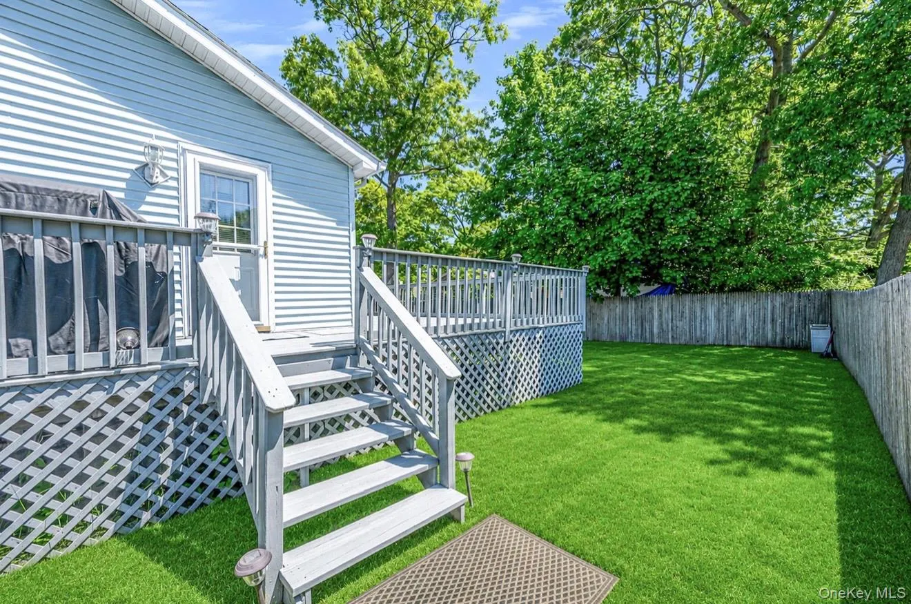 83 Knapp Road, Brookhaven, NY, 3 Bedrooms Bedrooms, 6 Rooms Rooms,1 BathroomBathrooms,Residential,For Rent,Knapp,0,1009774 83 Knapp Road, Brookhaven, NY, 3 Bedrooms Bedrooms, 6 Rooms Rooms,1 BathroomBathrooms,Residential,For Rent,Knapp,0,1009774