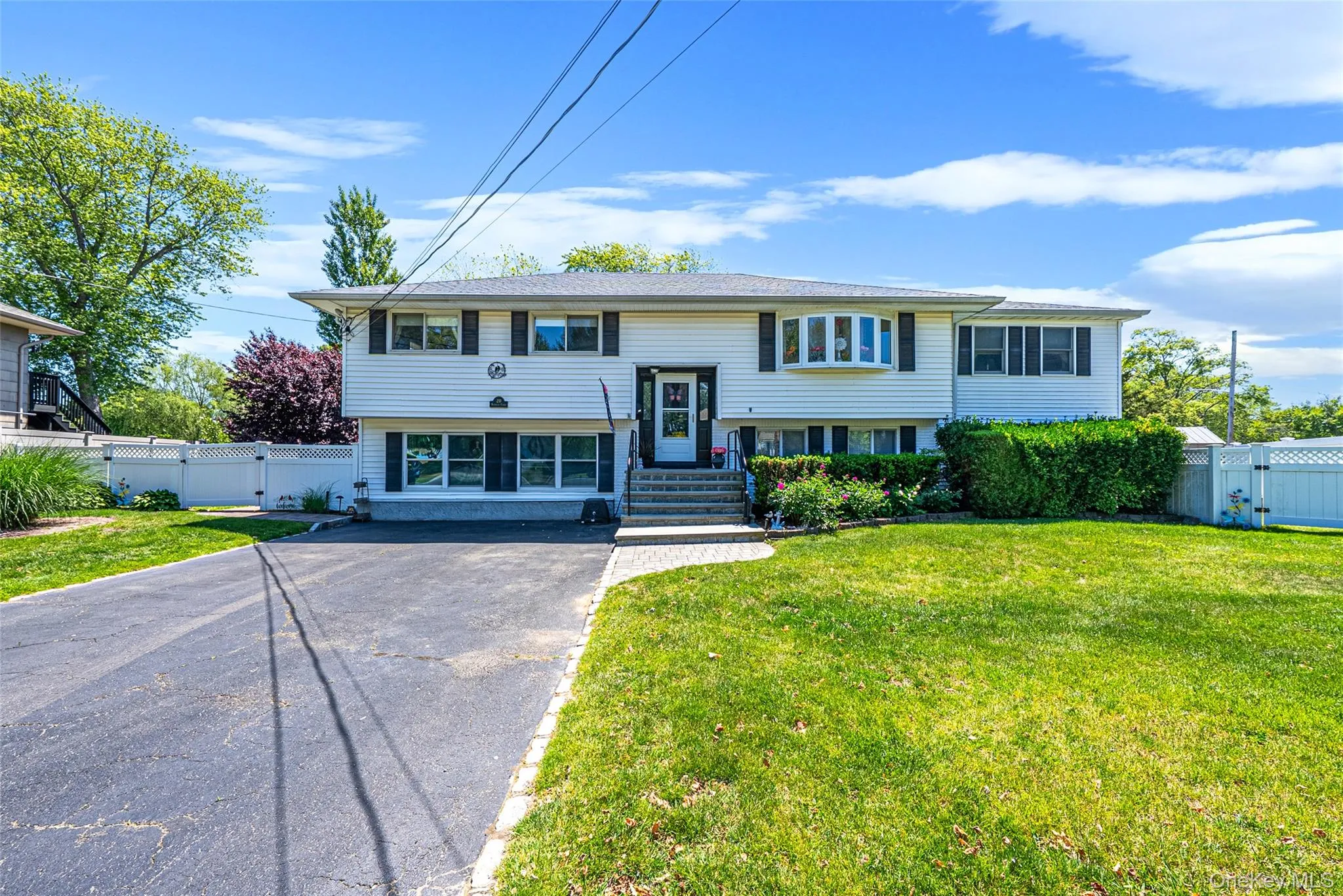 20 Rochelle Court, Babylon, NY, 5 Bedrooms Bedrooms, 10 Rooms Rooms,3 BathroomsBathrooms,Residential,For Rent,Rochelle,0,1009776 20 Rochelle Court, Babylon, NY, 5 Bedrooms Bedrooms, 10 Rooms Rooms,3 BathroomsBathrooms,Residential,For Rent,Rochelle,0,1009776