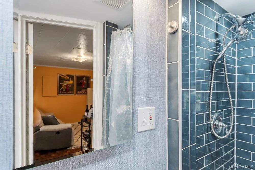 282 W 22nd Street, Babylon, NY, 3 Bedrooms Bedrooms, 9 Rooms Rooms,2 BathroomsBathrooms,Residential,For Rent,W 22nd Street,0,1009777 282 W 22nd Street, Babylon, NY, 3 Bedrooms Bedrooms, 9 Rooms Rooms,2 BathroomsBathrooms,Residential,For Rent,W 22nd Street,0,1009777