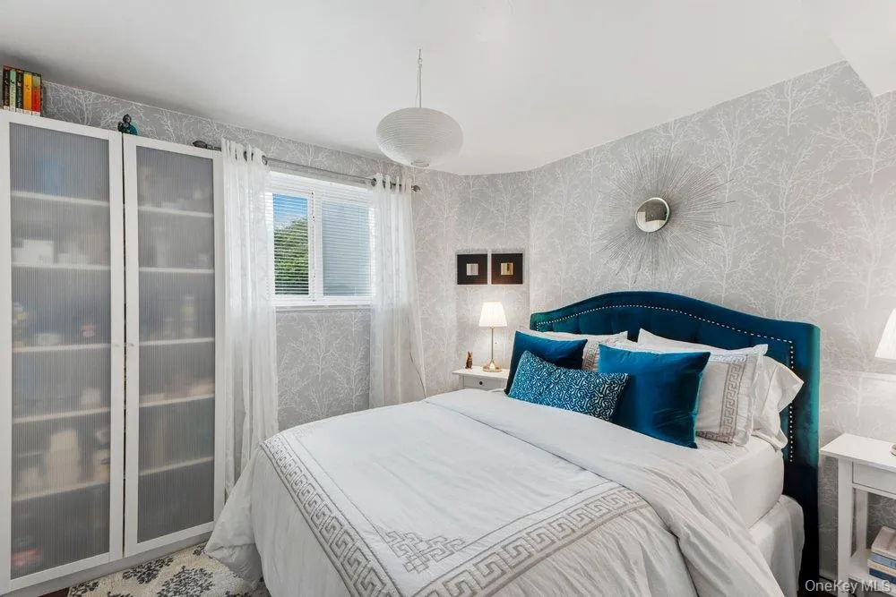 282 W 22nd Street, Babylon, NY, 3 Bedrooms Bedrooms, 9 Rooms Rooms,2 BathroomsBathrooms,Residential,For Rent,W 22nd Street,0,1009777 282 W 22nd Street, Babylon, NY, 3 Bedrooms Bedrooms, 9 Rooms Rooms,2 BathroomsBathrooms,Residential,For Rent,W 22nd Street,0,1009777