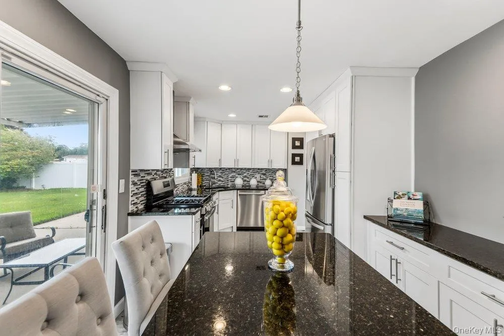 282 W 22nd Street, Babylon, NY, 3 Bedrooms Bedrooms, 9 Rooms Rooms,2 BathroomsBathrooms,Residential,For Rent,W 22nd Street,0,1009777 282 W 22nd Street, Babylon, NY, 3 Bedrooms Bedrooms, 9 Rooms Rooms,2 BathroomsBathrooms,Residential,For Rent,W 22nd Street,0,1009777