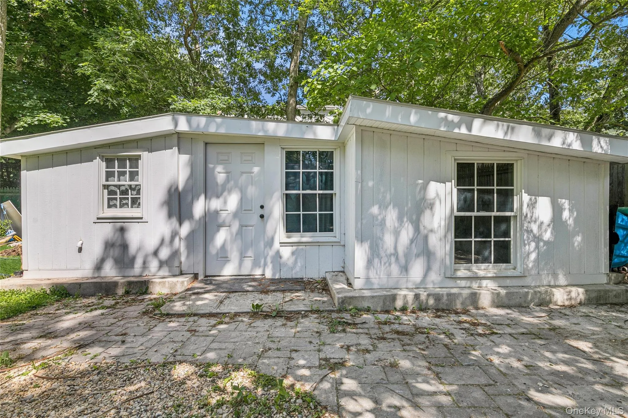 26 Flanders Boulevard, Southampton, NY, 1 Bedroom Bedrooms, 3 Rooms Rooms,1 BathroomBathrooms,Residential,For Rent,Flanders,0,1009779 26 Flanders Boulevard, Southampton, NY, 1 Bedroom Bedrooms, 3 Rooms Rooms,1 BathroomBathrooms,Residential,For Rent,Flanders,0,1009779