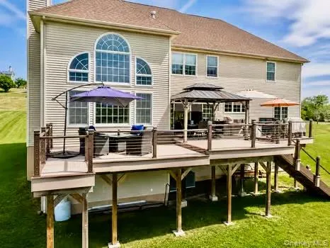 15 Christina Way, Marlboro, NY, 4 Bedrooms Bedrooms, 8 Rooms Rooms,3 BathroomsBathrooms,Residential,For Rent,Christina,0,1009780 15 Christina Way, Marlboro, NY, 4 Bedrooms Bedrooms, 8 Rooms Rooms,3 BathroomsBathrooms,Residential,For Rent,Christina,0,1009780