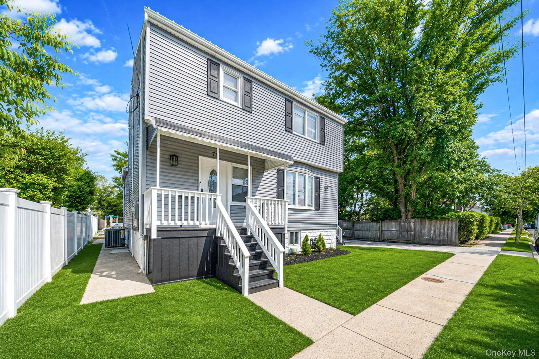 75 2nd Avenue, Hempstead, NY, 4 Bedrooms Bedrooms, 8 Rooms Rooms,3 BathroomsBathrooms,Residential,For Rent,2nd,0,1009783 75 2nd Avenue, Hempstead, NY, 4 Bedrooms Bedrooms, 8 Rooms Rooms,3 BathroomsBathrooms,Residential,For Rent,2nd,0,1009783