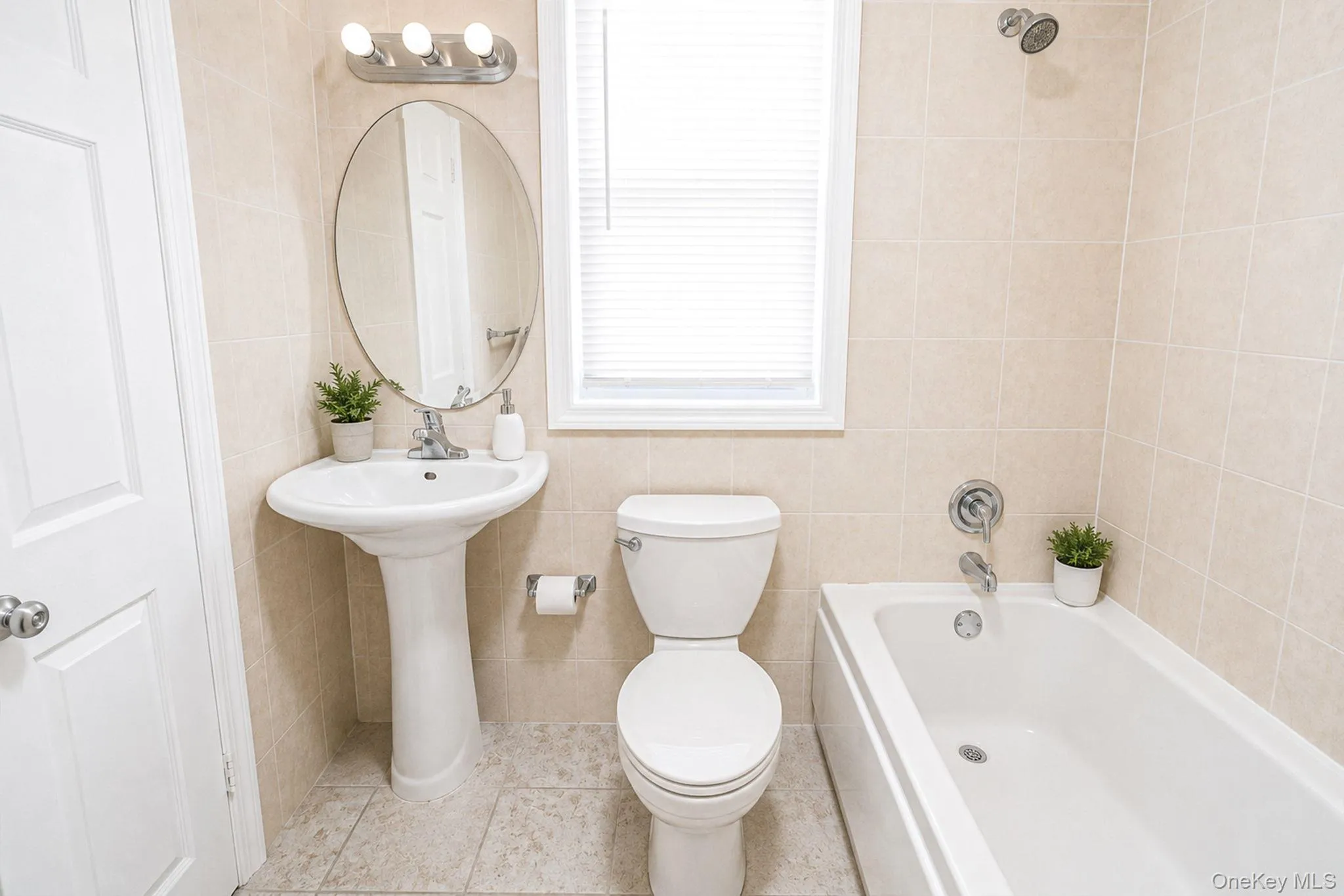 75 2nd Avenue, Hempstead, NY, 4 Bedrooms Bedrooms, 8 Rooms Rooms,3 BathroomsBathrooms,Residential,For Rent,2nd,0,1009783 75 2nd Avenue, Hempstead, NY, 4 Bedrooms Bedrooms, 8 Rooms Rooms,3 BathroomsBathrooms,Residential,For Rent,2nd,0,1009783