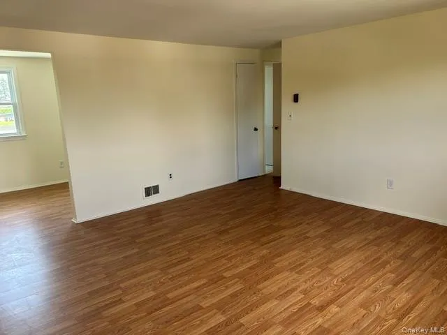 2nd floor den can also be used as an office 2nd floor den can also be used as an office