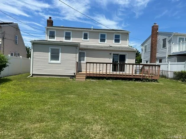 32 Gables Drive, Oyster Bay, NY, 5 Bedrooms Bedrooms, 9 Rooms Rooms,2 BathroomsBathrooms,Residential,For Rent,Gables,0,1009786 32 Gables Drive, Oyster Bay, NY, 5 Bedrooms Bedrooms, 9 Rooms Rooms,2 BathroomsBathrooms,Residential,For Rent,Gables,0,1009786