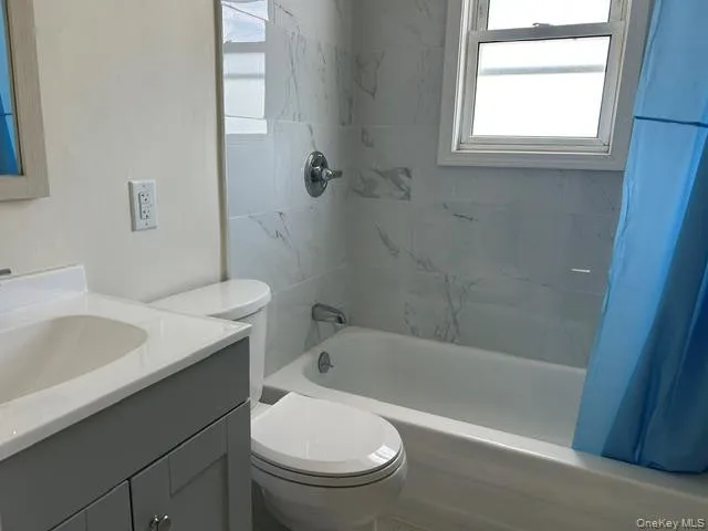 New upgraded bathroom on 2nd floor New upgraded bathroom on 2nd floor