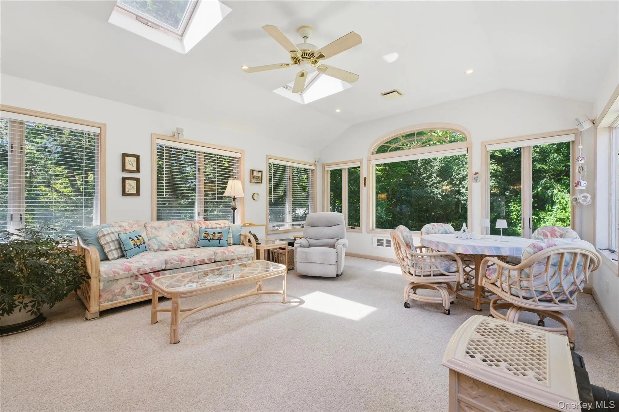 Great for entertaining and bird watching Great for entertaining and bird watching