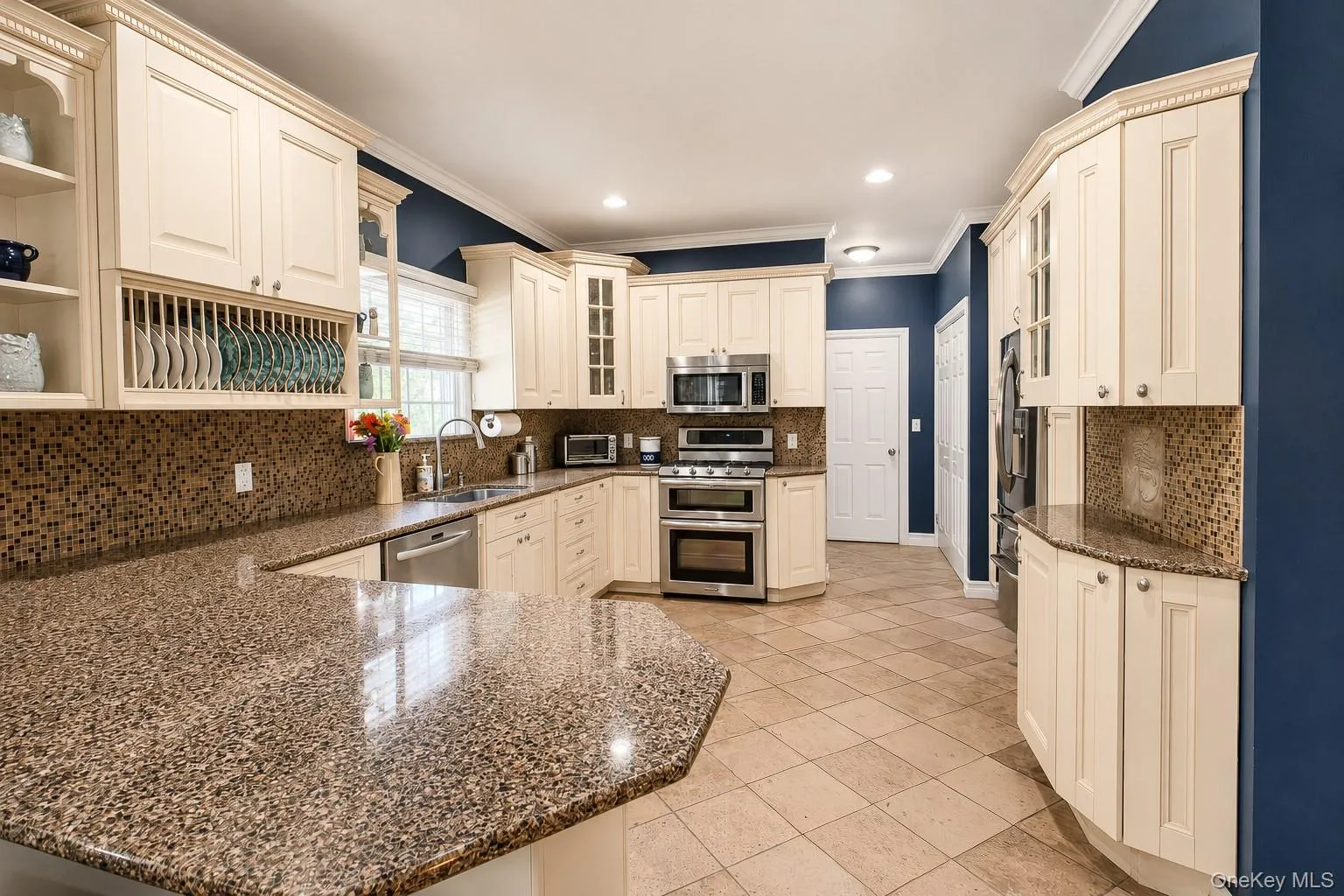 257 4th Street, Smithtown, NY, 4 Bedrooms Bedrooms, 11 Rooms Rooms,3 BathroomsBathrooms,Residential,For Rent,4th,0,1009791 257 4th Street, Smithtown, NY, 4 Bedrooms Bedrooms, 11 Rooms Rooms,3 BathroomsBathrooms,Residential,For Rent,4th,0,1009791