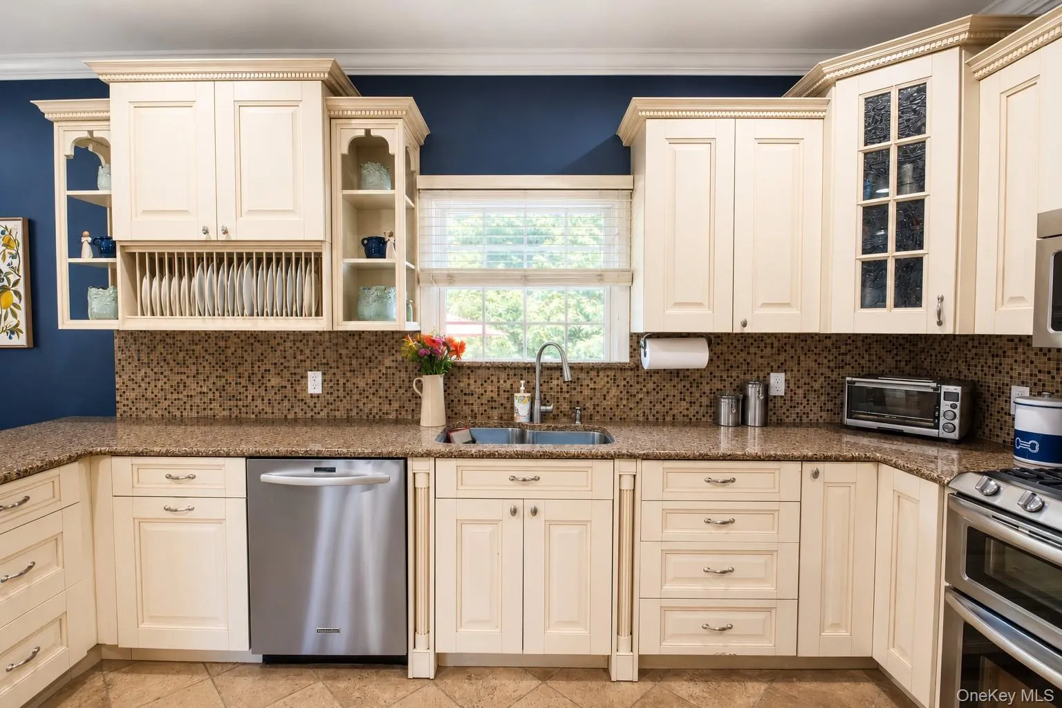 257 4th Street, Smithtown, NY, 4 Bedrooms Bedrooms, 11 Rooms Rooms,3 BathroomsBathrooms,Residential,For Rent,4th,0,1009791 257 4th Street, Smithtown, NY, 4 Bedrooms Bedrooms, 11 Rooms Rooms,3 BathroomsBathrooms,Residential,For Rent,4th,0,1009791